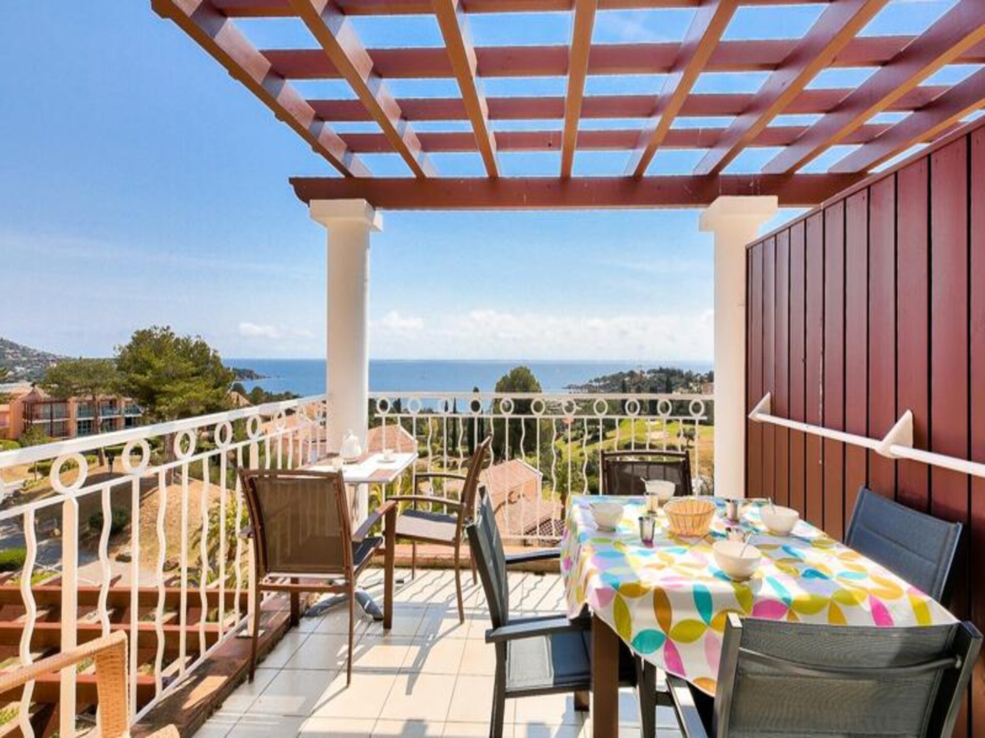 Duplex-appartement met zeezicht in Cap Esterel, 1 km van strand Agay - foto 11