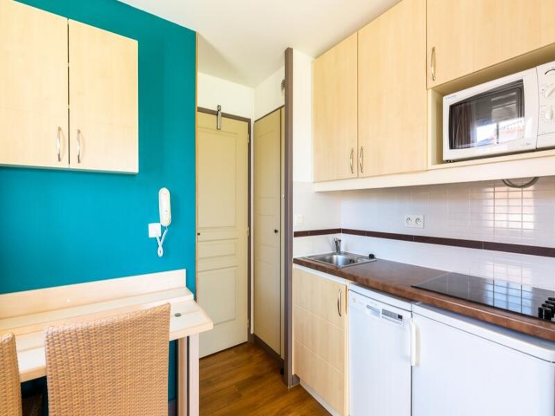 Licht appartement met airco, terras & zeezicht nabij strand Saint-Raphaël - foto 18
