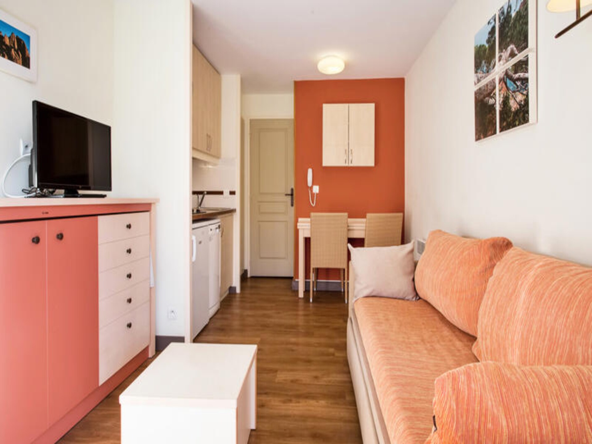 Knus appartement op Cap Esterel met balkon, vlakbij zee en strand - foto 16