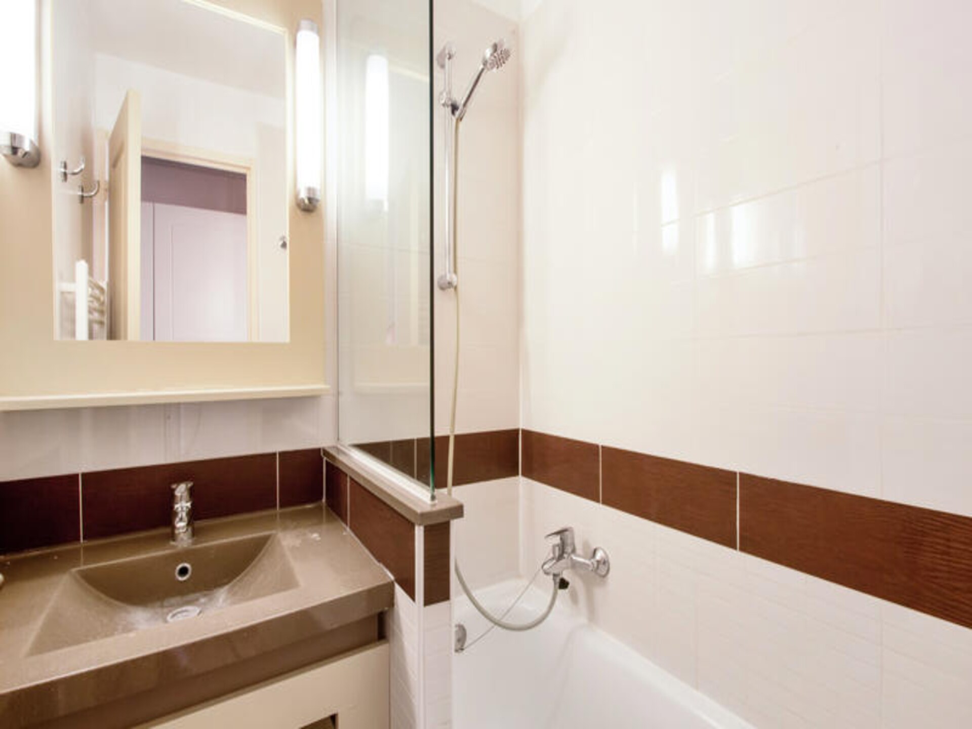 Knus appartement op Cap Esterel met balkon, vlakbij zee en strand - foto 18