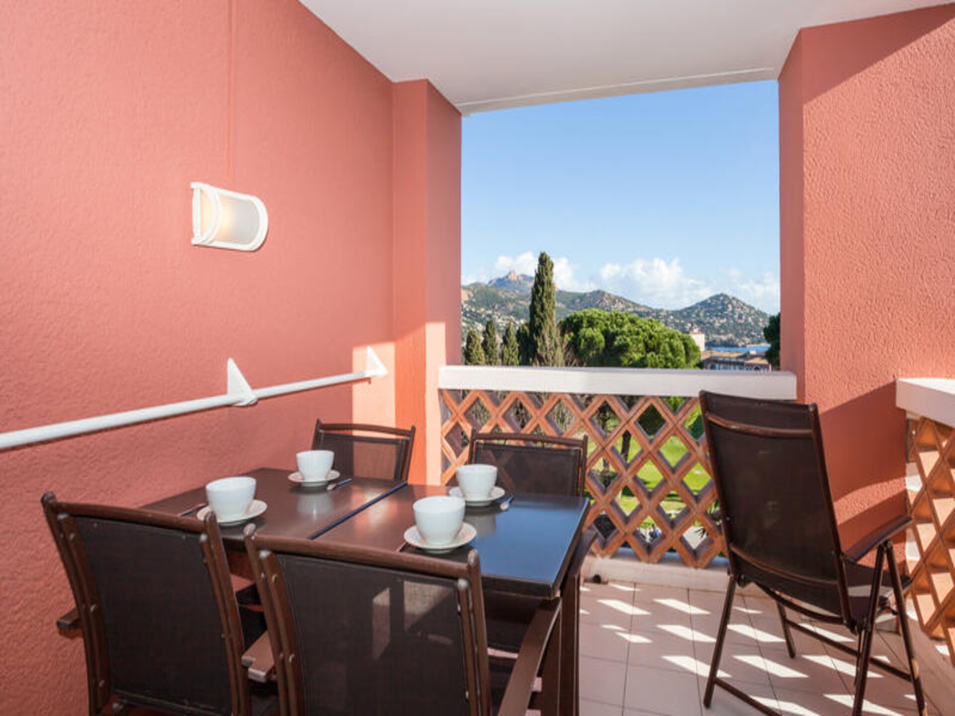 Appartement 5p met balkon en uitzicht in Cap Esterel, vlakbij strand - foto 20