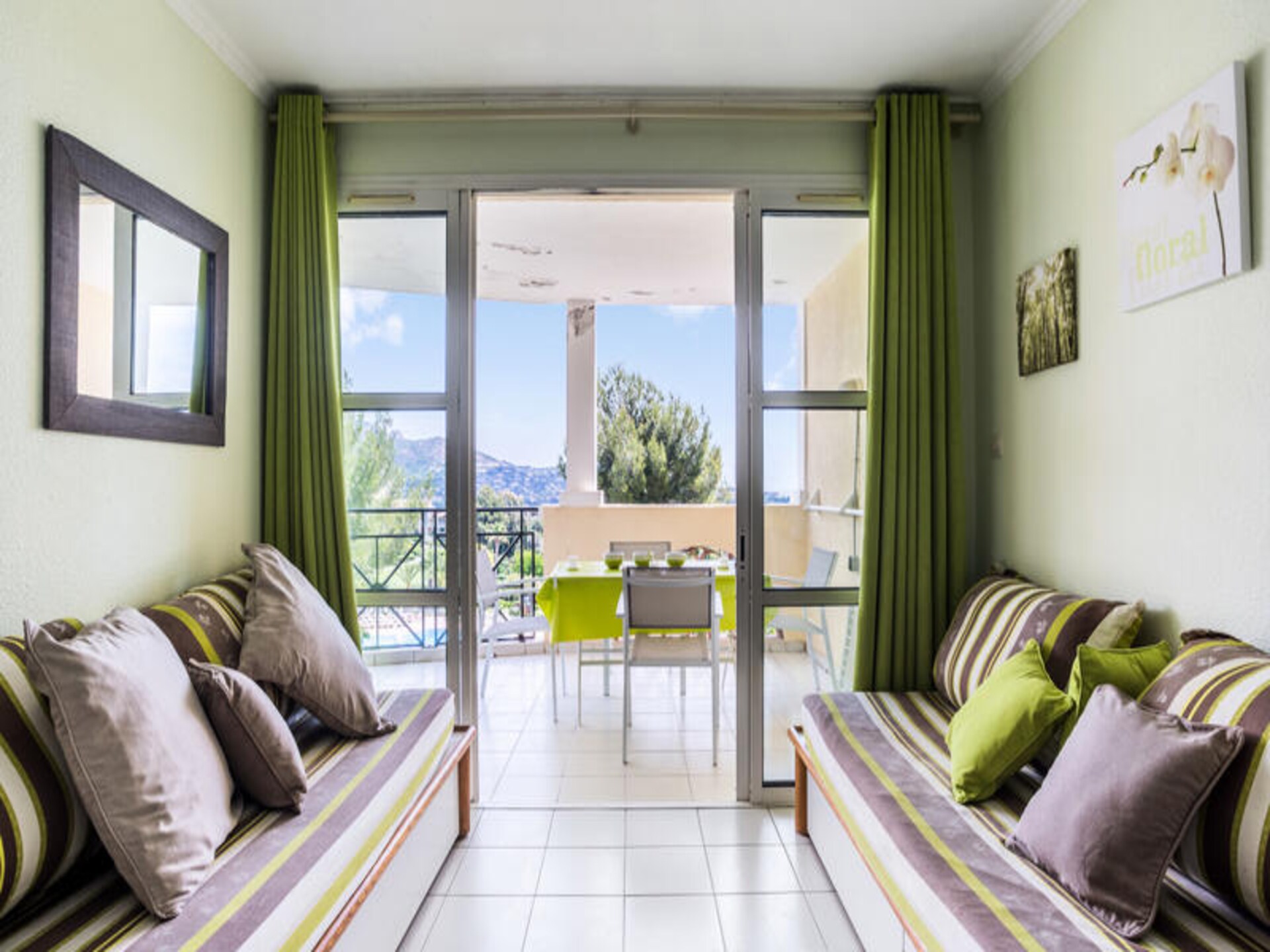 Knus appartement op de begane grond nabij het strand van Agay - foto 16