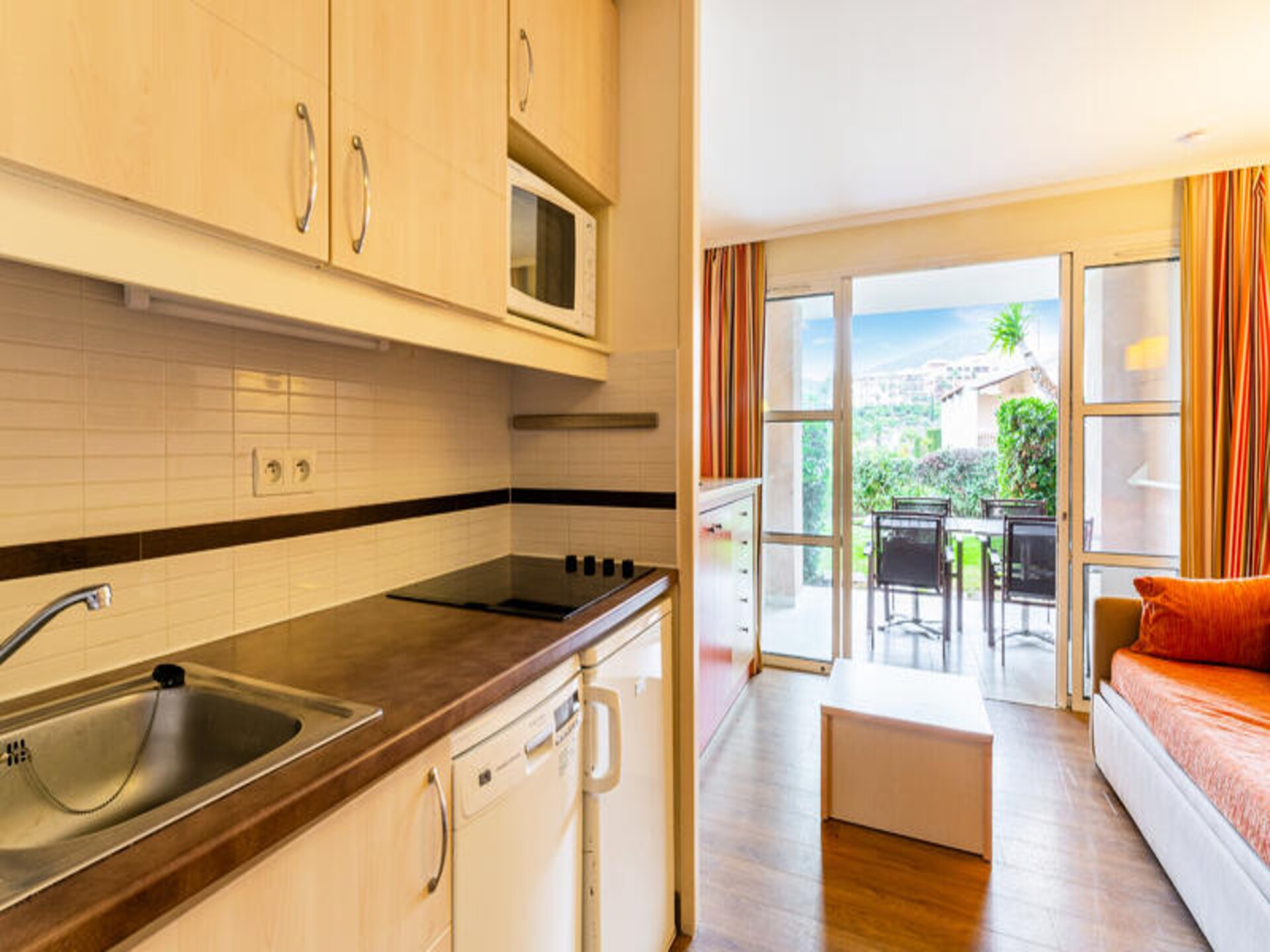Knus appartement in Saint-Raphaël met tuin, vlakbij strand en dorp - foto 19