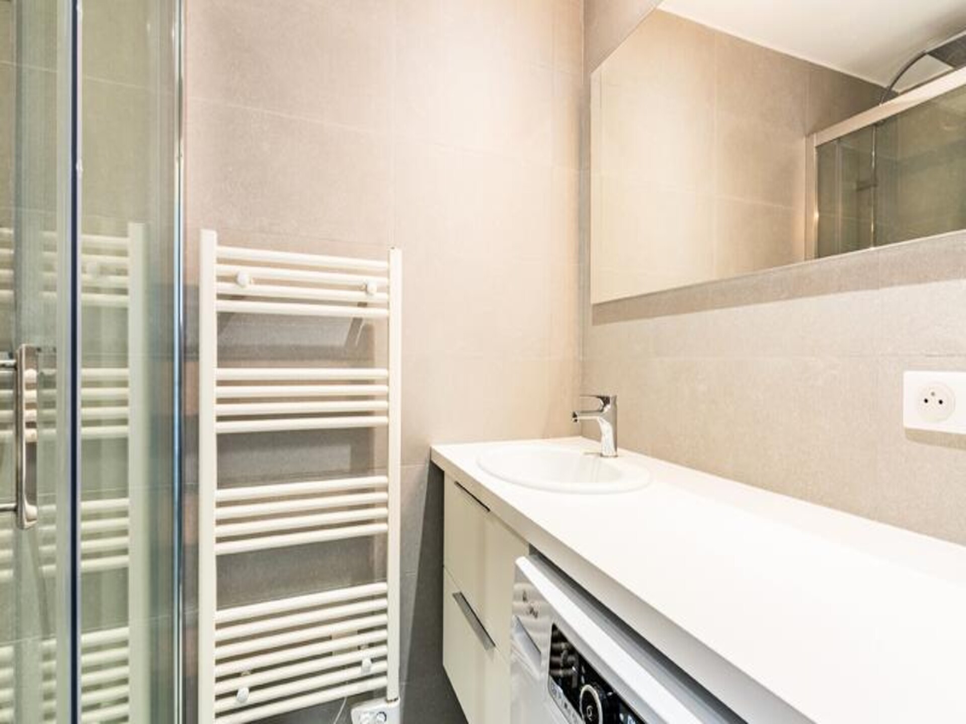 Knus appartement met tuin en zeezicht in Saint-Raphaël, vlakbij strand - foto 24