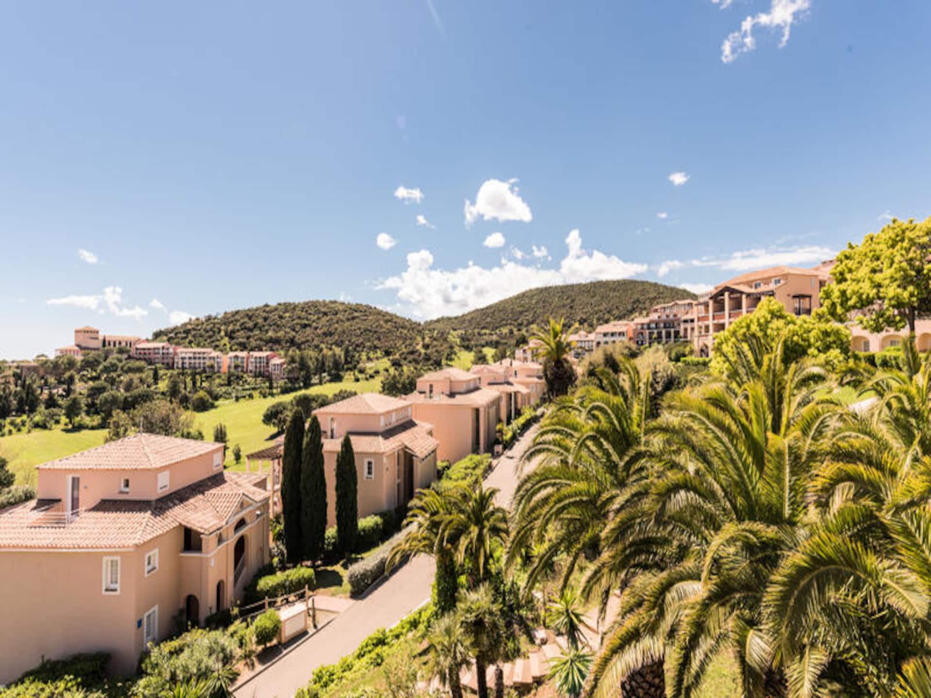 Knus appartement in Cap Esterel met overdekt terras en uitzicht op de bergen - foto 5