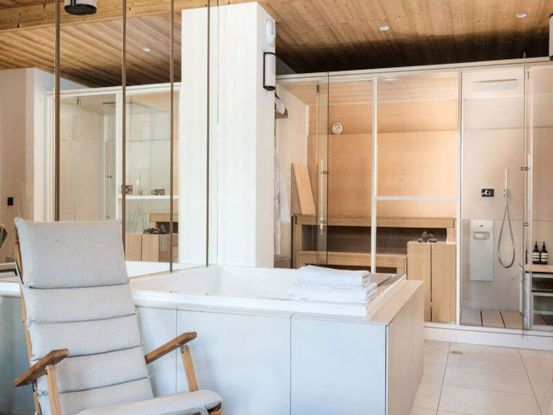 Chalet Alpamayor: 10-persoons luxe met sauna, hamam en directe piste-toegang - foto 15