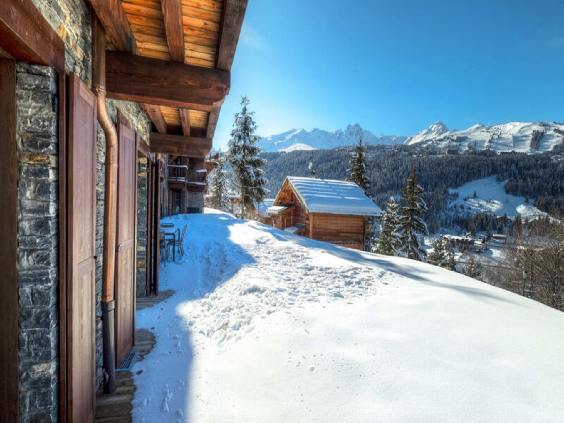 Ruim appartement met jacuzzi, vlakbij de piste in Courchevel Moriond - foto 12