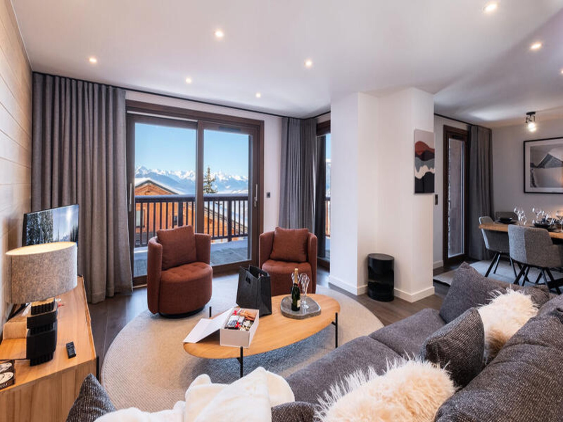 Riant appartement op de berg begane grond met 3 suites vlakbij de gondel - foto 9