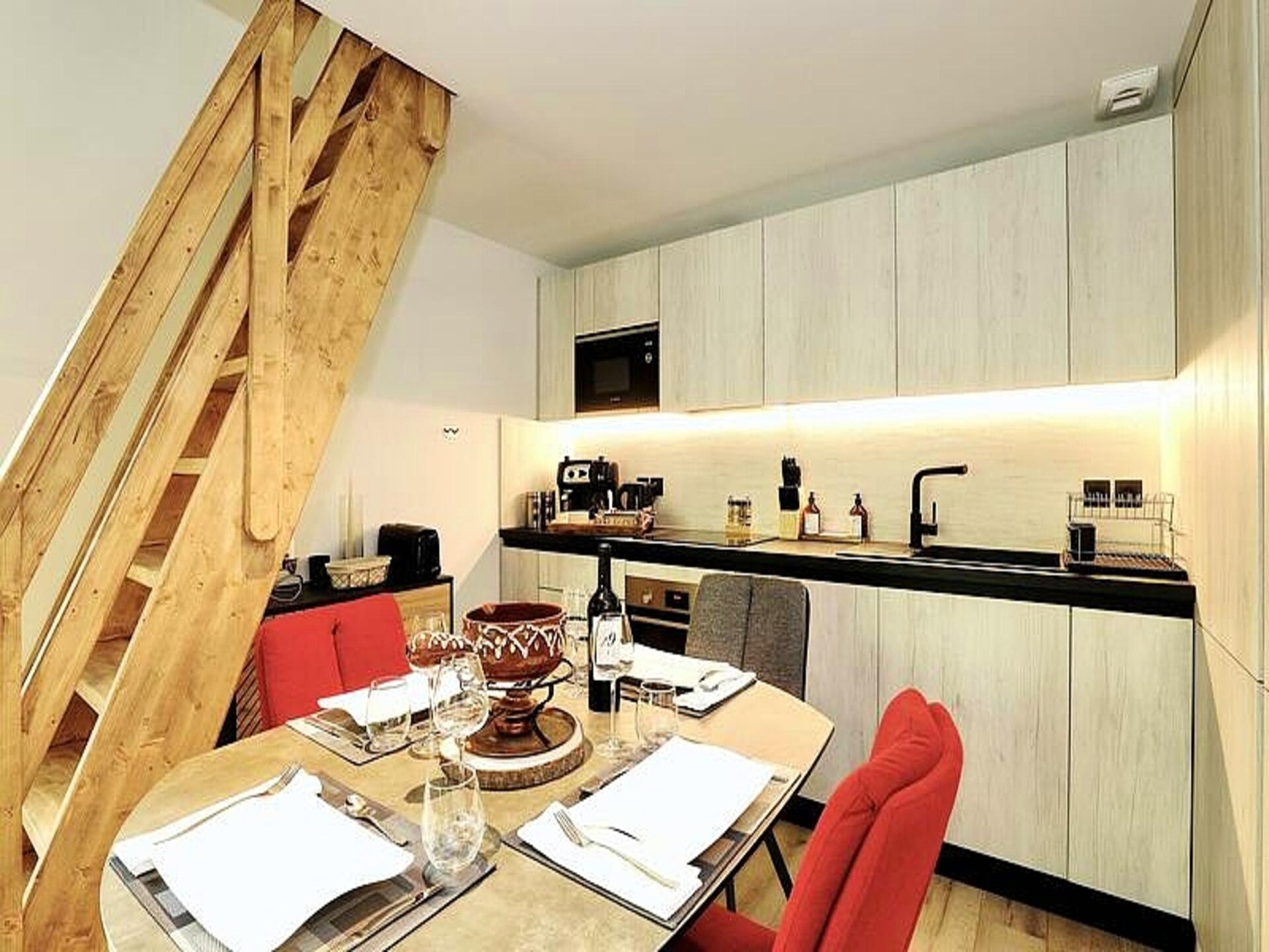 Penthouse in Courchevel Moriond met spabad, houtkachel en uitzicht - foto 12