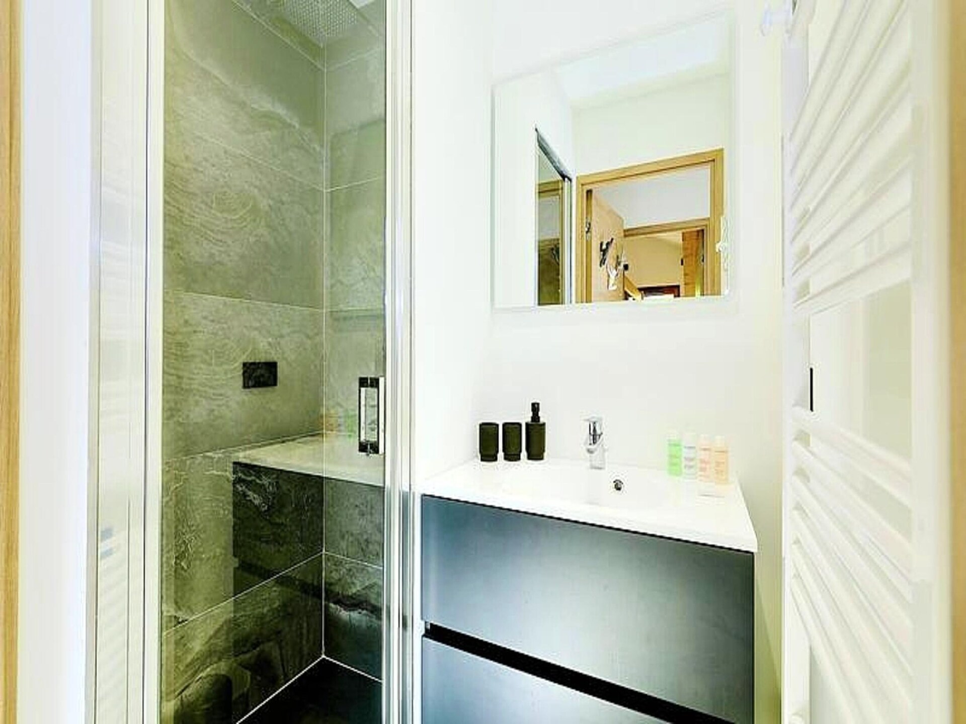 Penthouse in Courchevel Moriond met spabad, houtkachel en uitzicht - foto 19