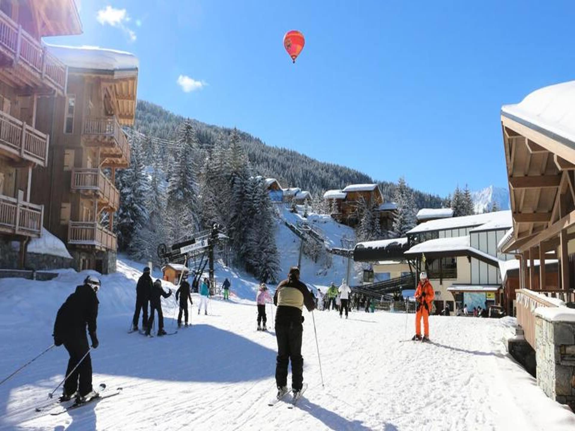 Knus appartement aan de piste in La Tania, 4 personen - foto 17