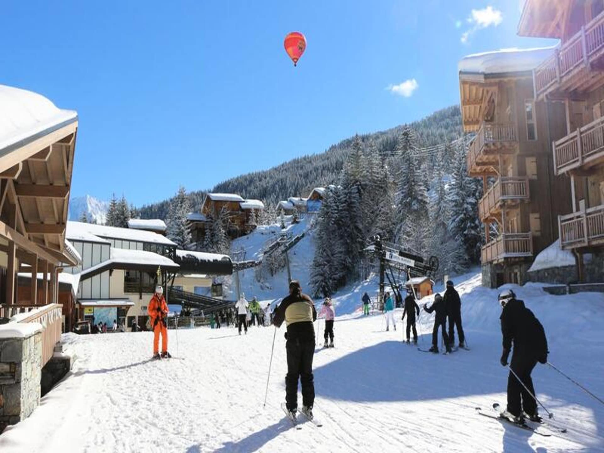 Knus appartement aan de piste in La Tania, 4 personen - foto 27