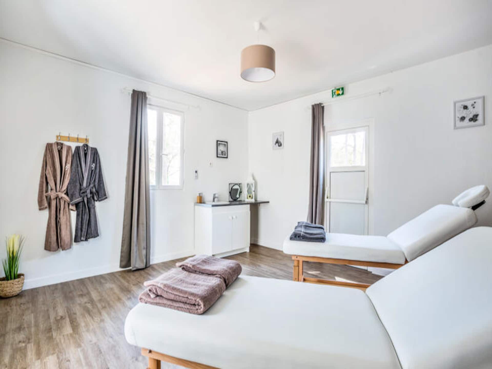 Knus appartement voor 6 personen bij Saint-Raphaël met zwembad - foto 9