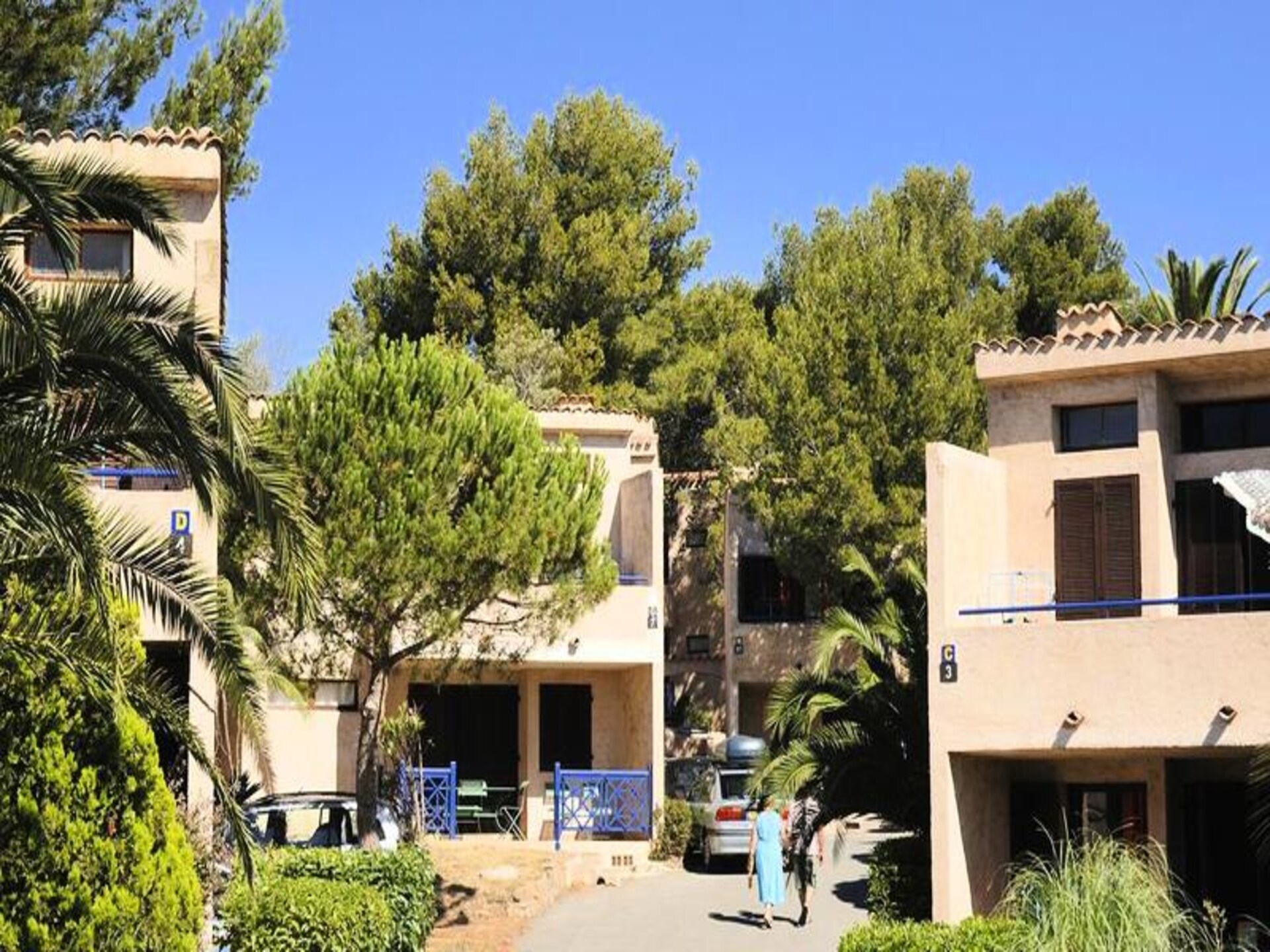 Knus appartement in Saint-Raphaël met tuin, vlakbij stranden en haven - foto 15
