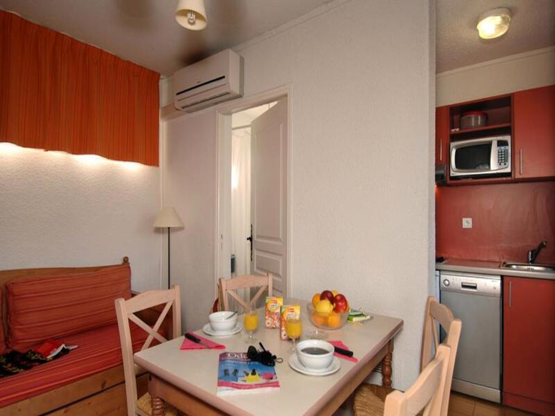 Duplex voor 6 met tuin, vlakbij de stranden van Saint-Raphaël - foto 15