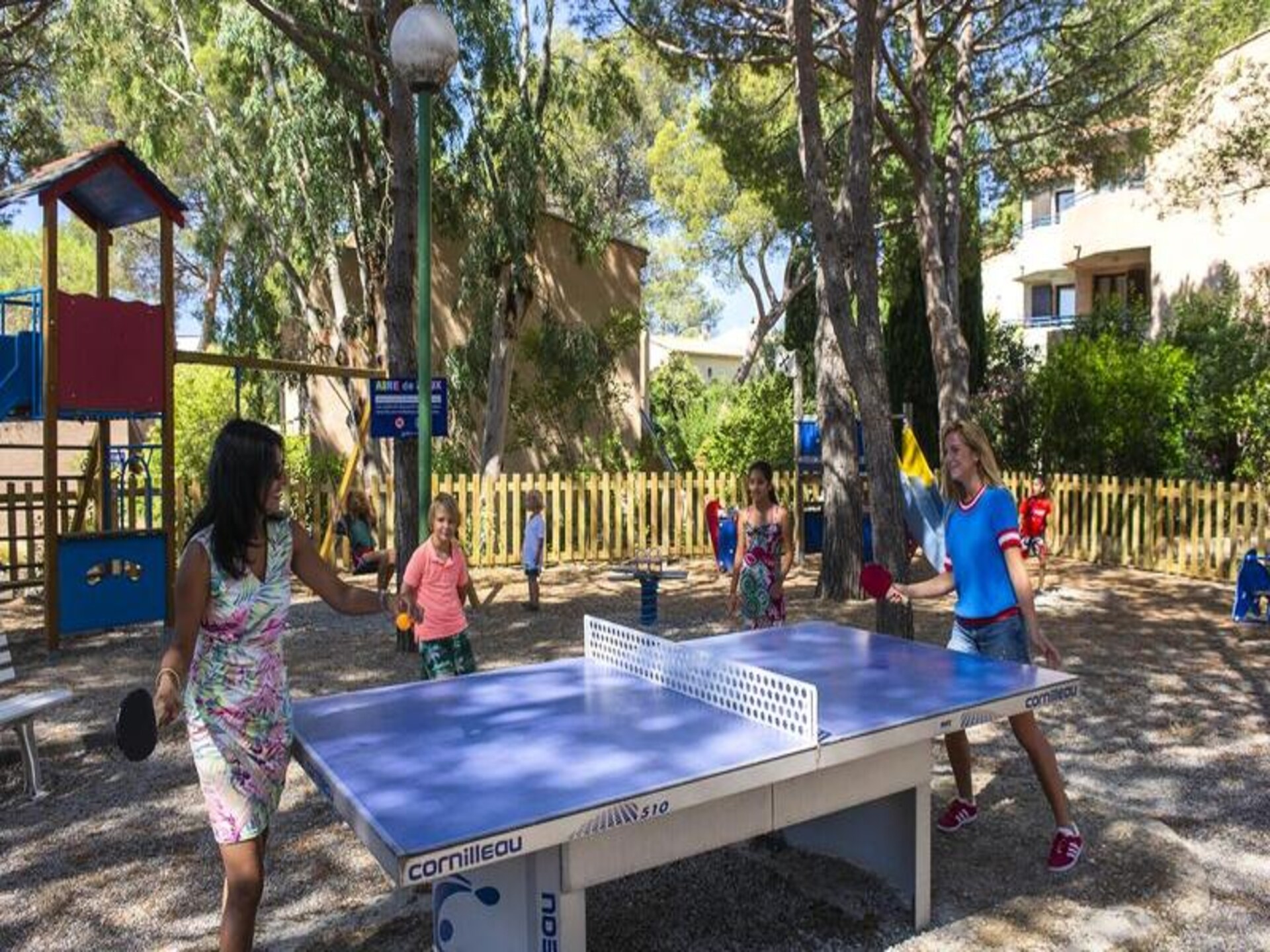 Duplex voor 6 met tuin, vlakbij de stranden van Saint-Raphaël - foto 19