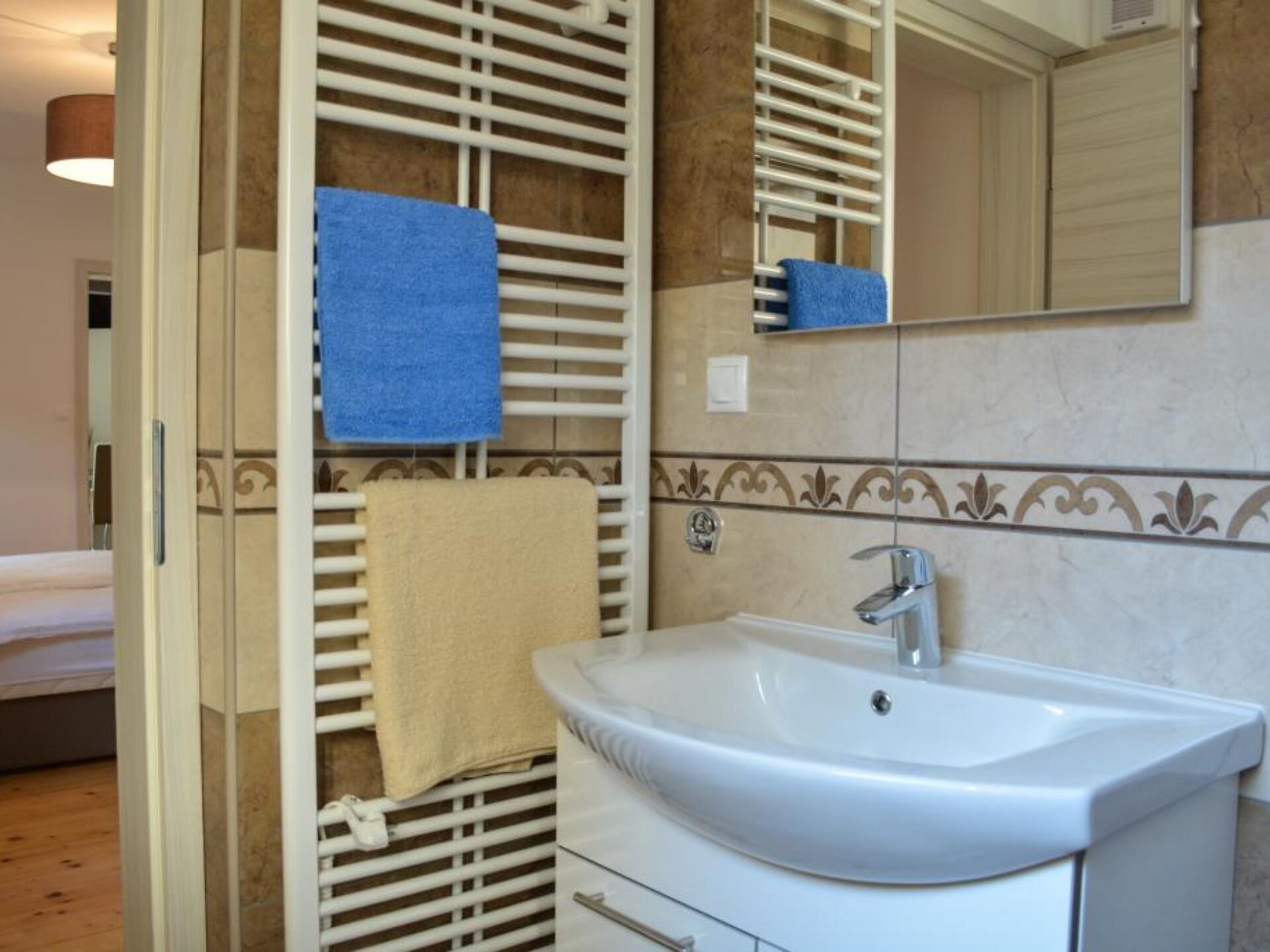 Rustiek appartement in Brežice met rivierzicht en paardrijmogelijkheden - foto 17