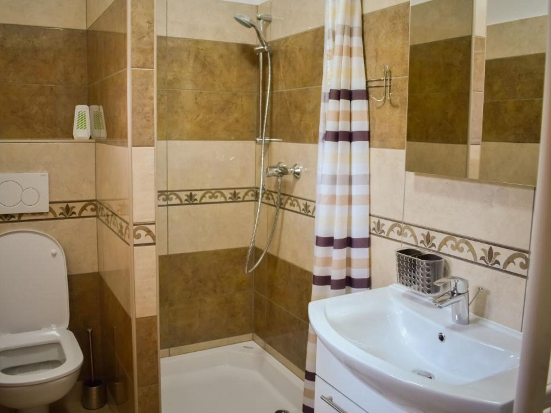 Rustiek appartement in Brežice met rivierzicht en paardrijmogelijkheden - foto 18