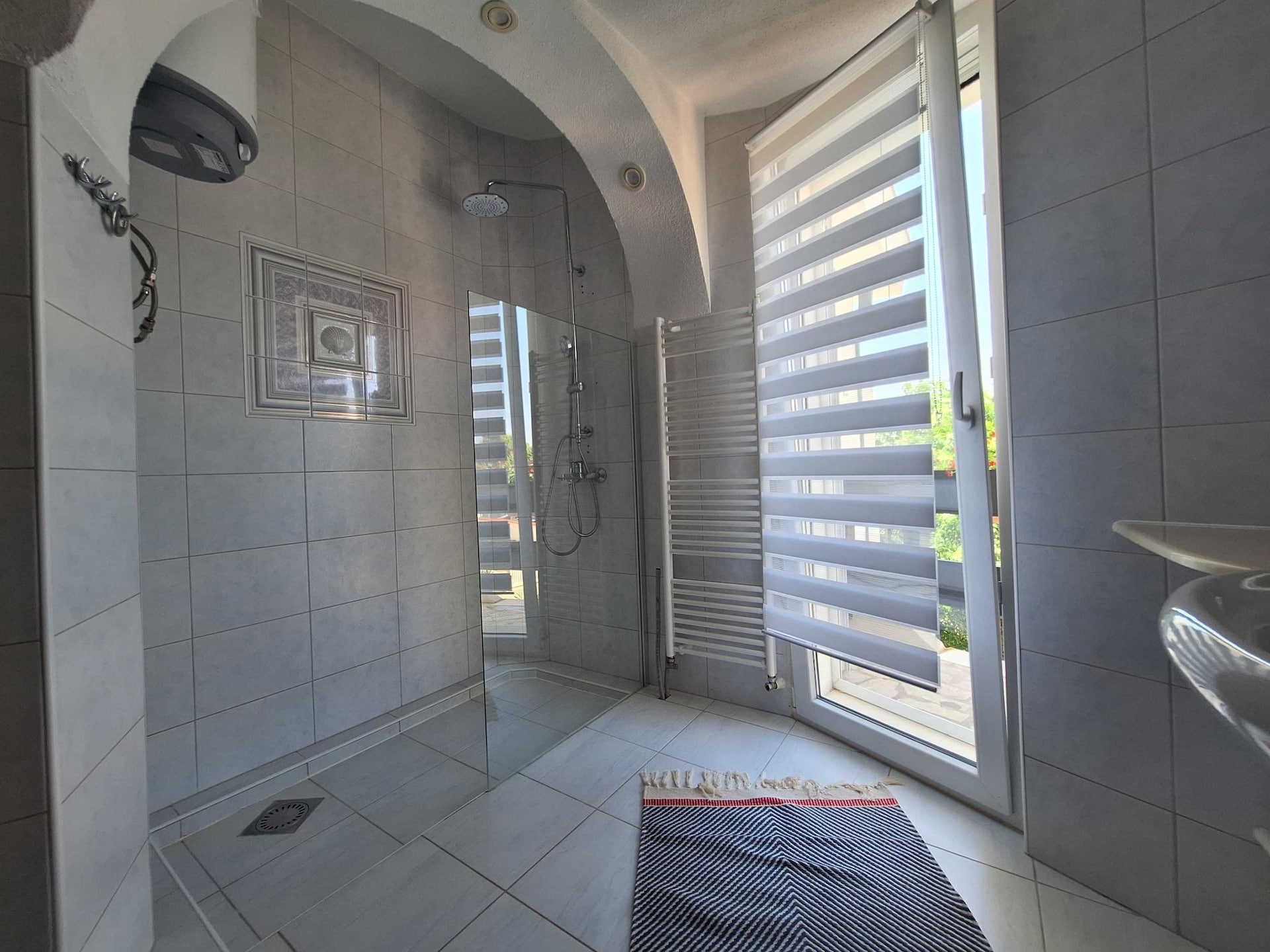 5-persoons appartement aan zee in Povljana met zeezicht - foto 8