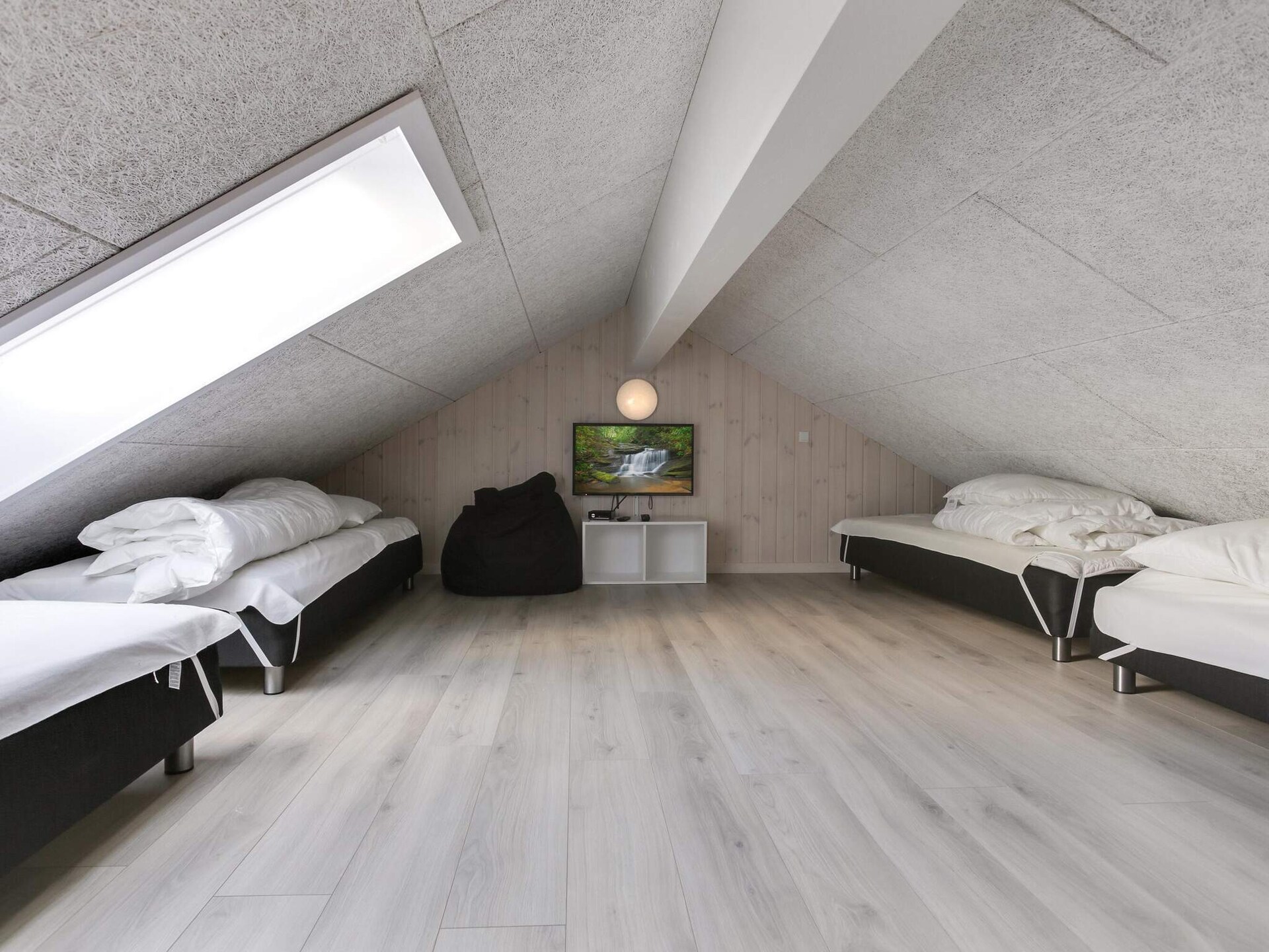 Op 900 m van zee: luxe vakantiehuis in Idestrup voor 16 personen - foto 32