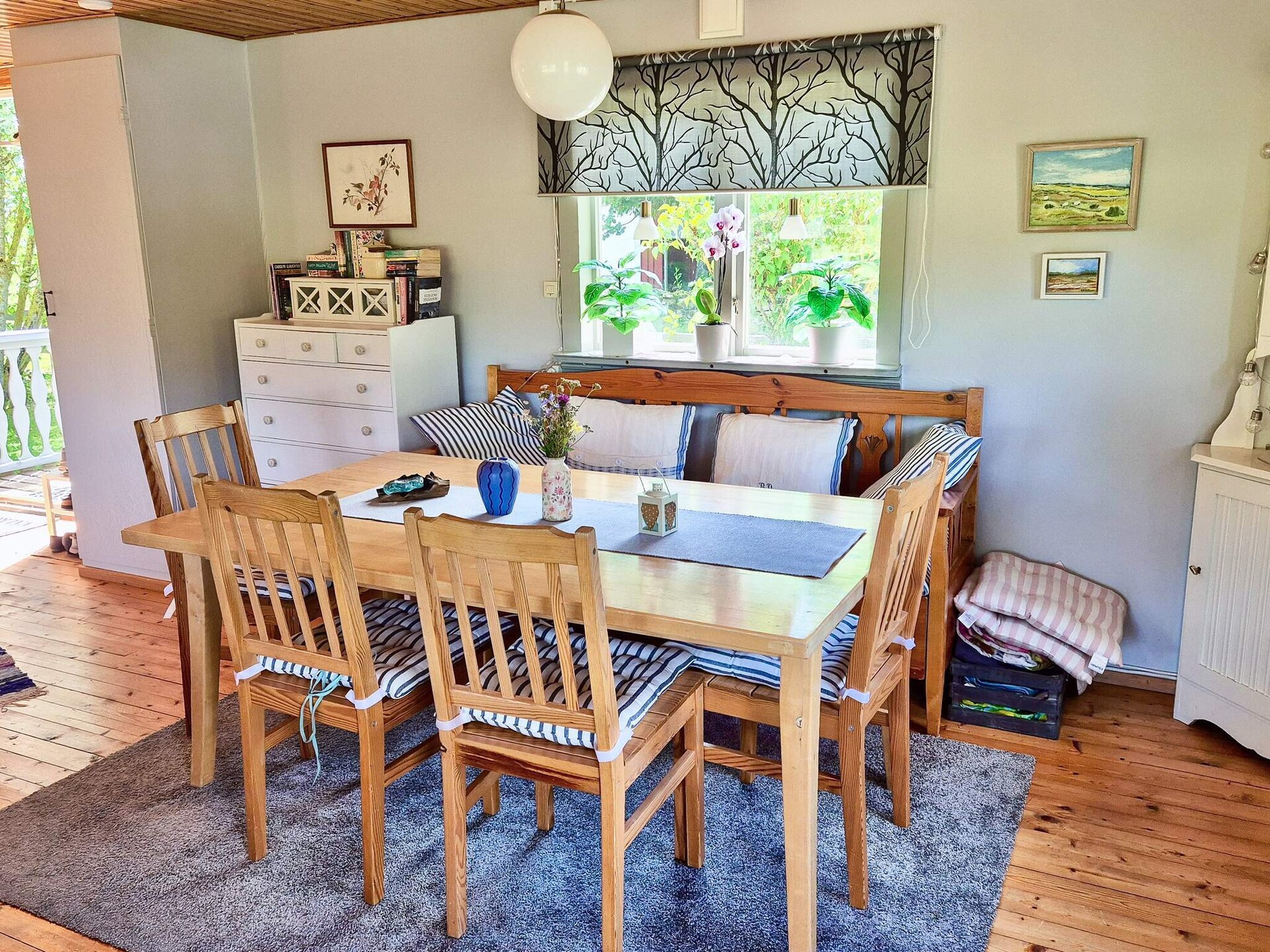 Rustgevend vakantiehuis in het bos van Färjestaden, Öland - foto 15