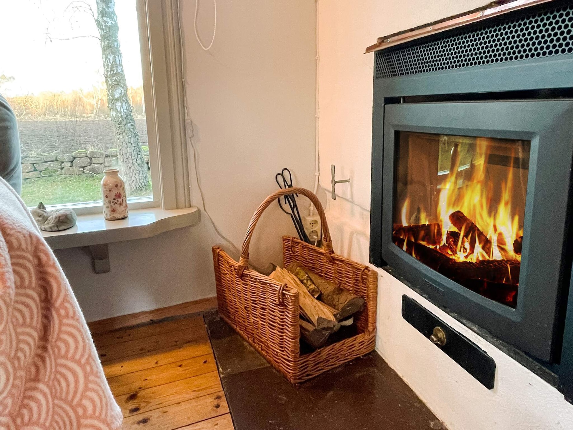 Rustgevend vakantiehuis in het bos van Färjestaden, Öland - foto 23