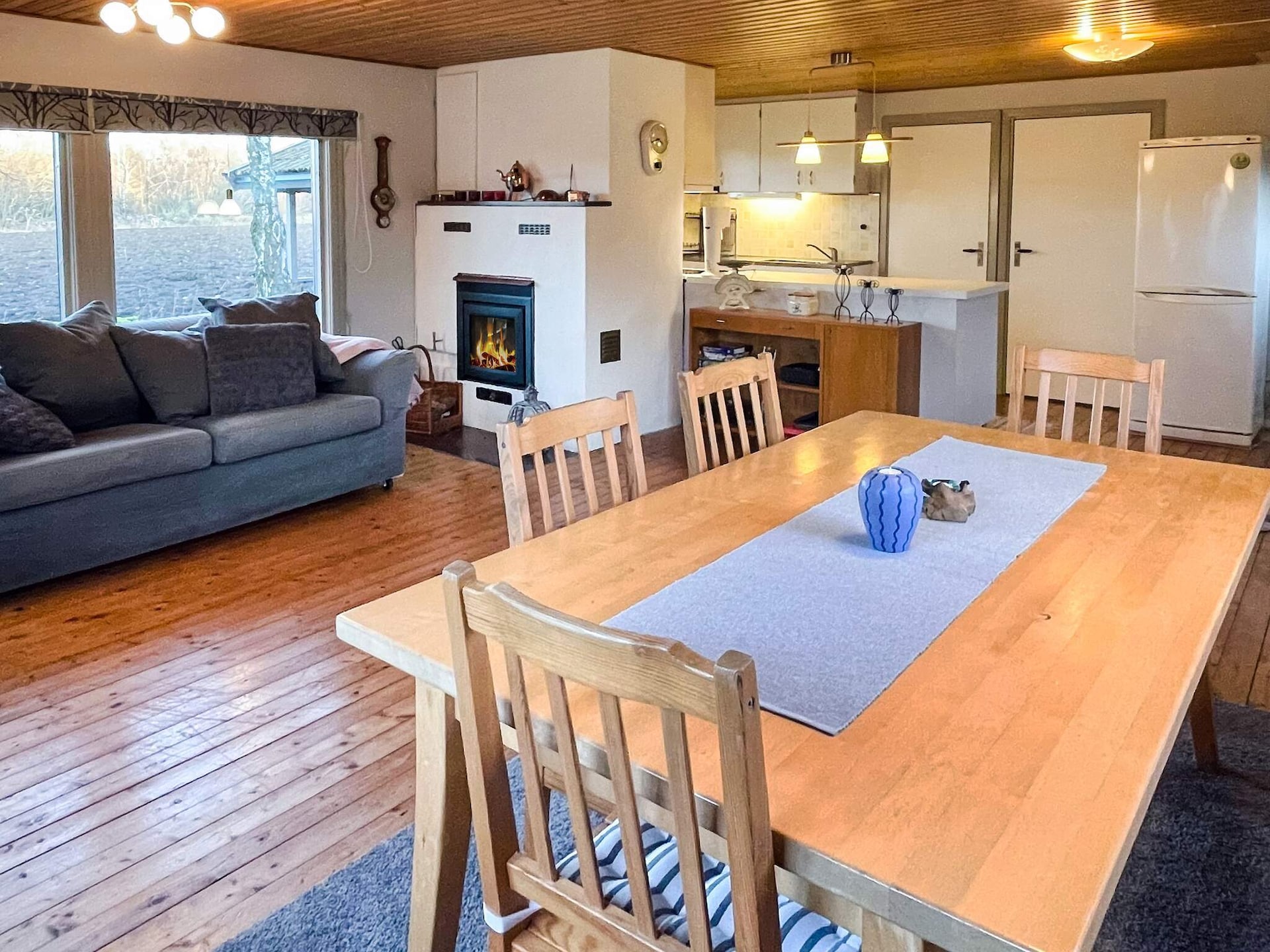 Rustgevend vakantiehuis in het bos van Färjestaden, Öland - foto 14
