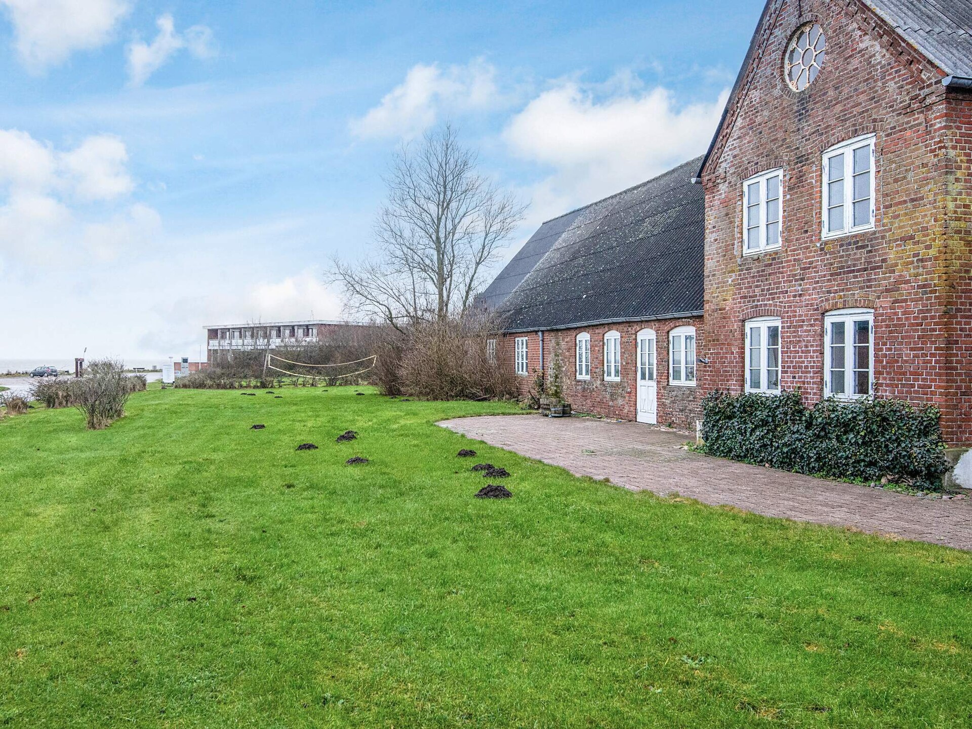 Gerenoveerde boerderij met privé-spa en zeezicht op 230 meter - foto 1