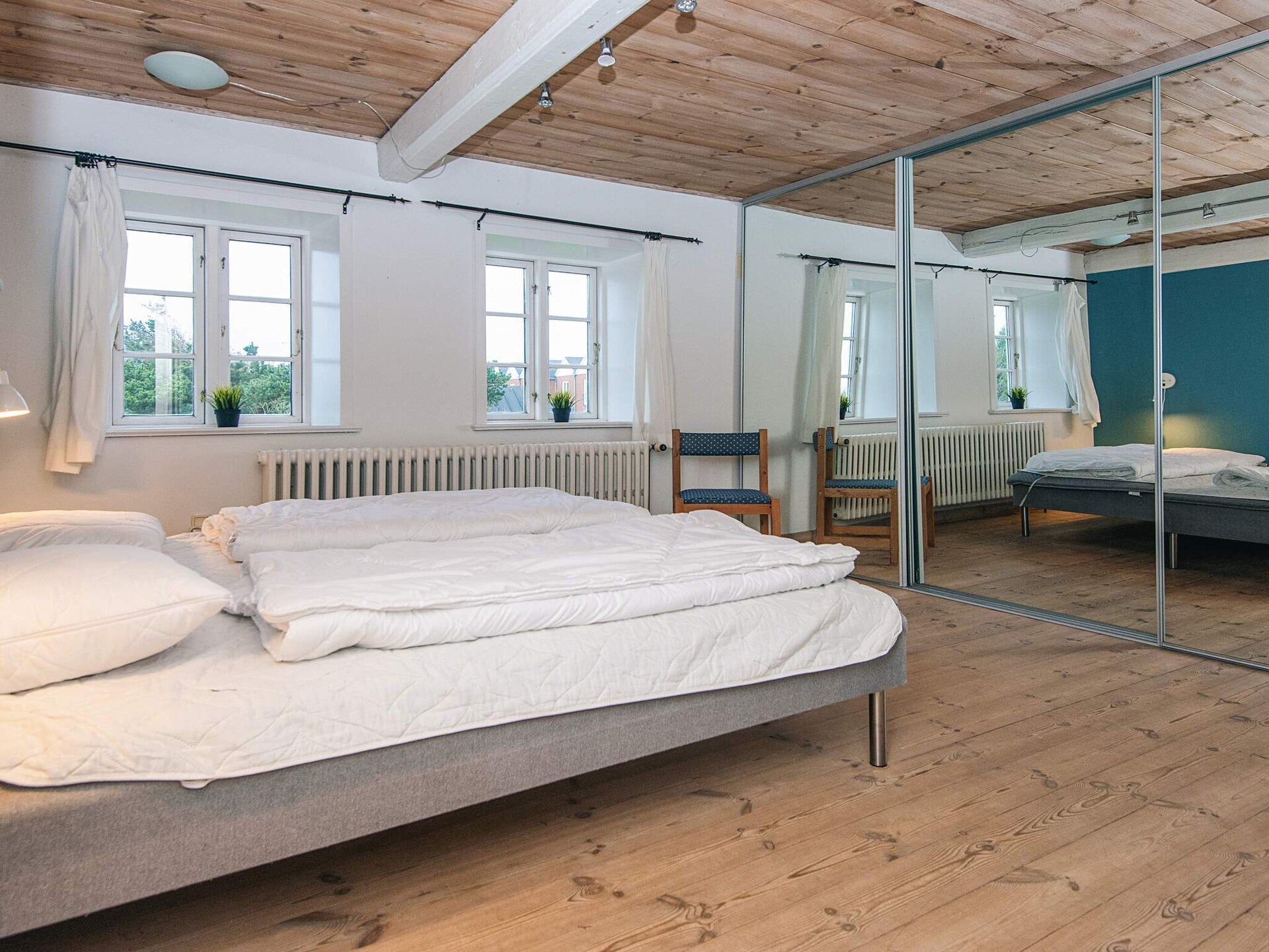 Gerenoveerde boerderij met privé-spa en zeezicht op 230 meter - foto 48