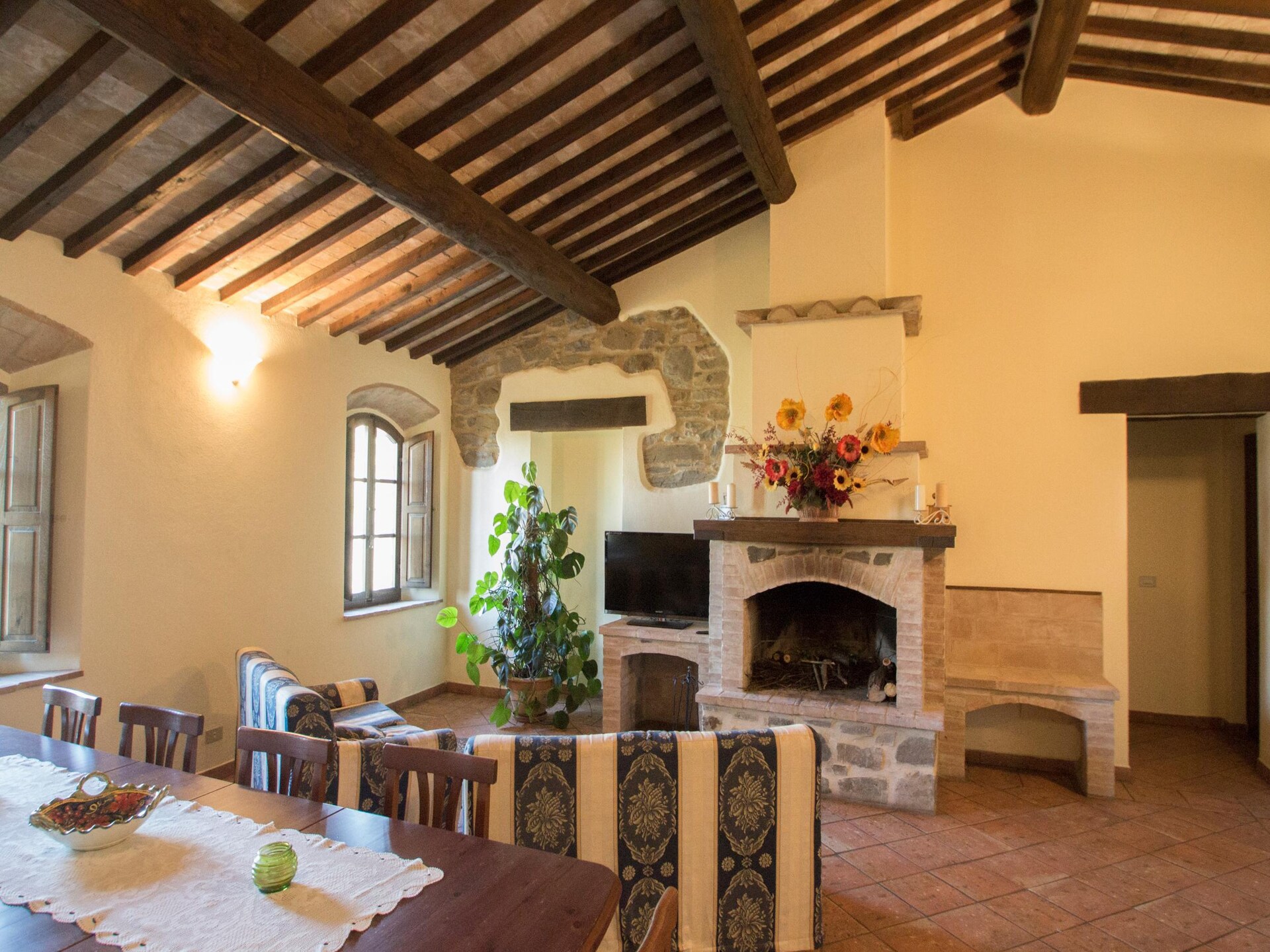 Authentiek Toscaans landhuis met privézwembad en panoramisch uitzicht - foto 7