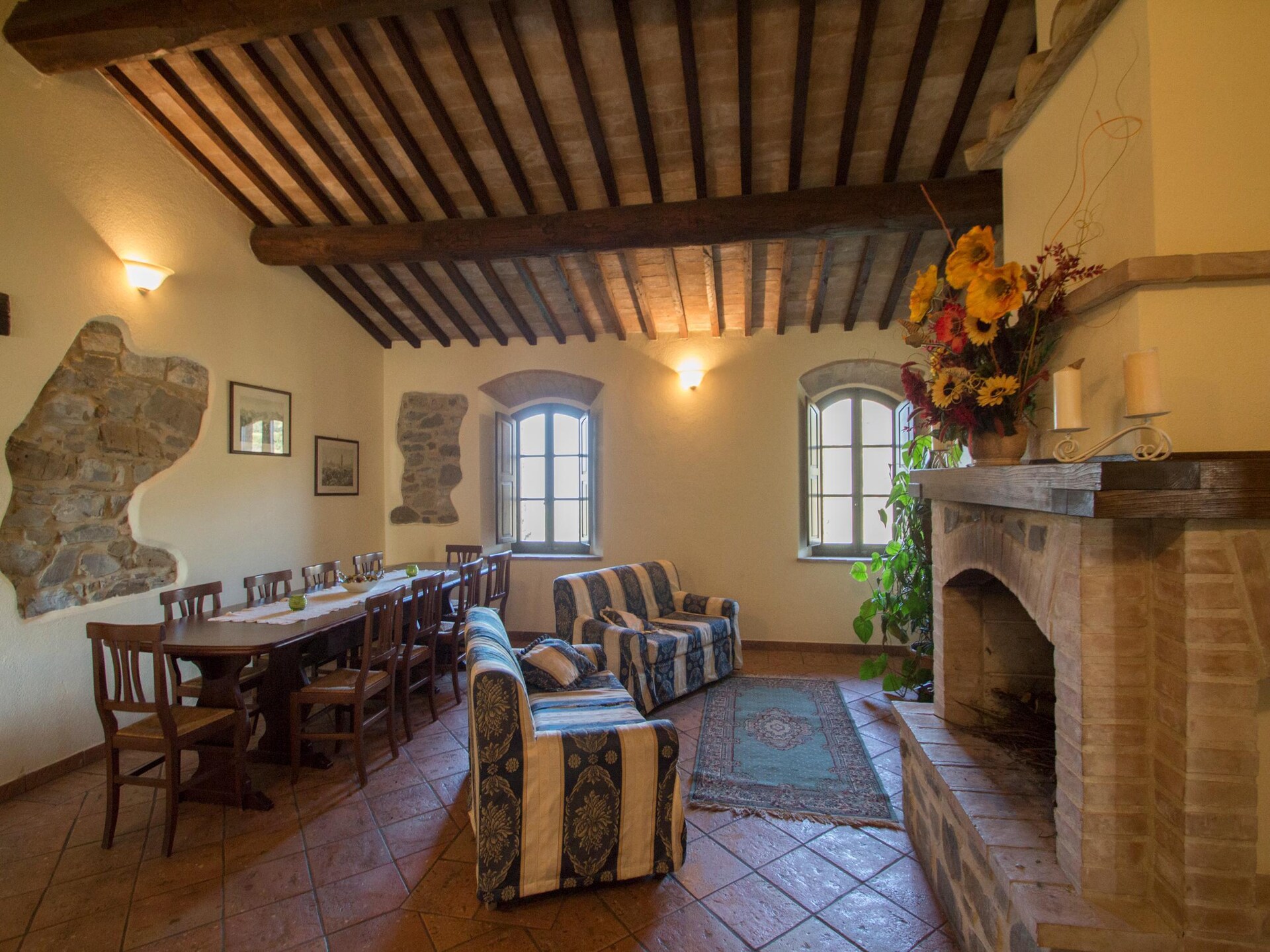 Authentiek Toscaans landhuis met privézwembad en panoramisch uitzicht - foto 3