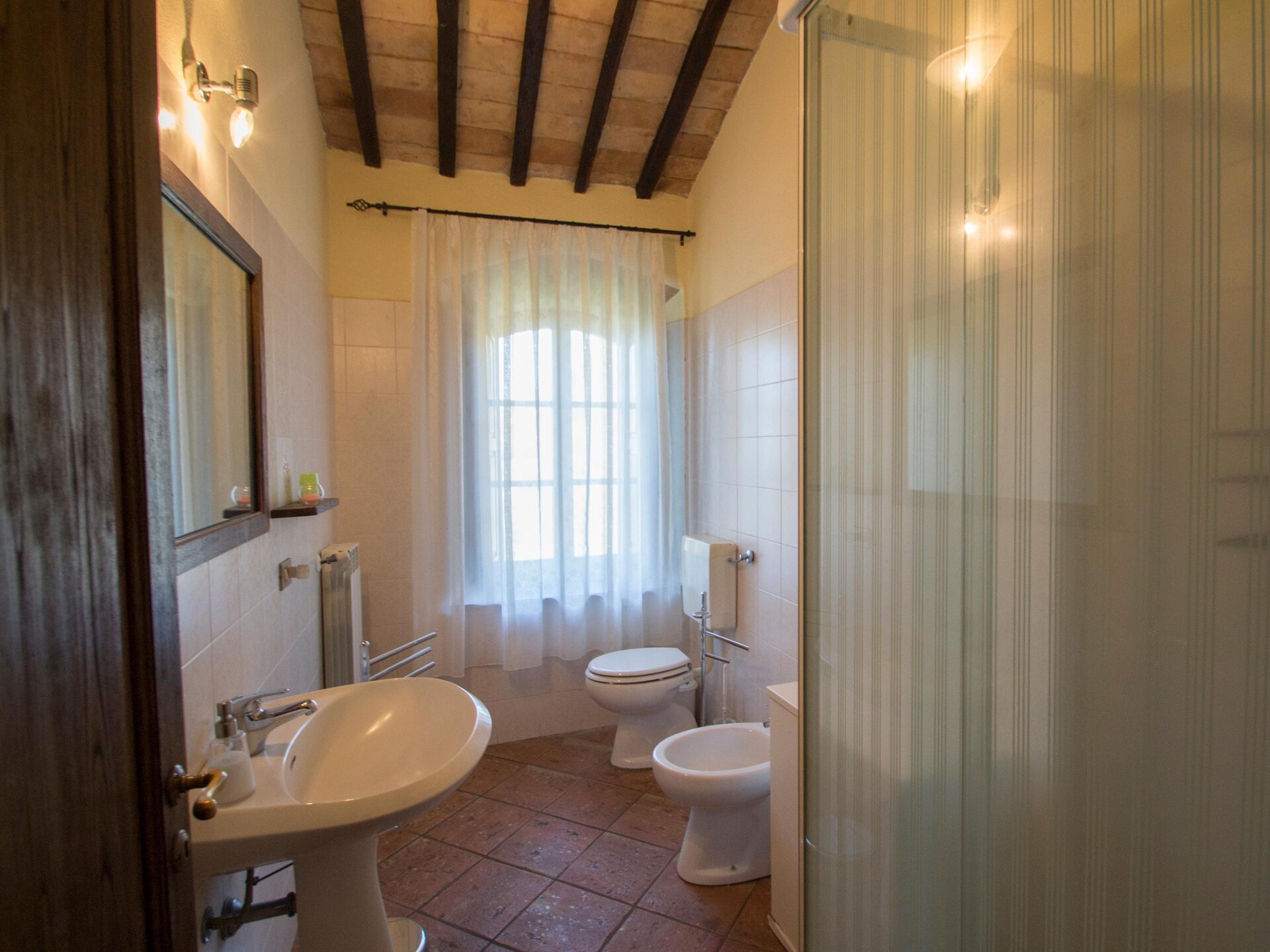 Authentiek Toscaans landhuis met privézwembad en panoramisch uitzicht - foto 35