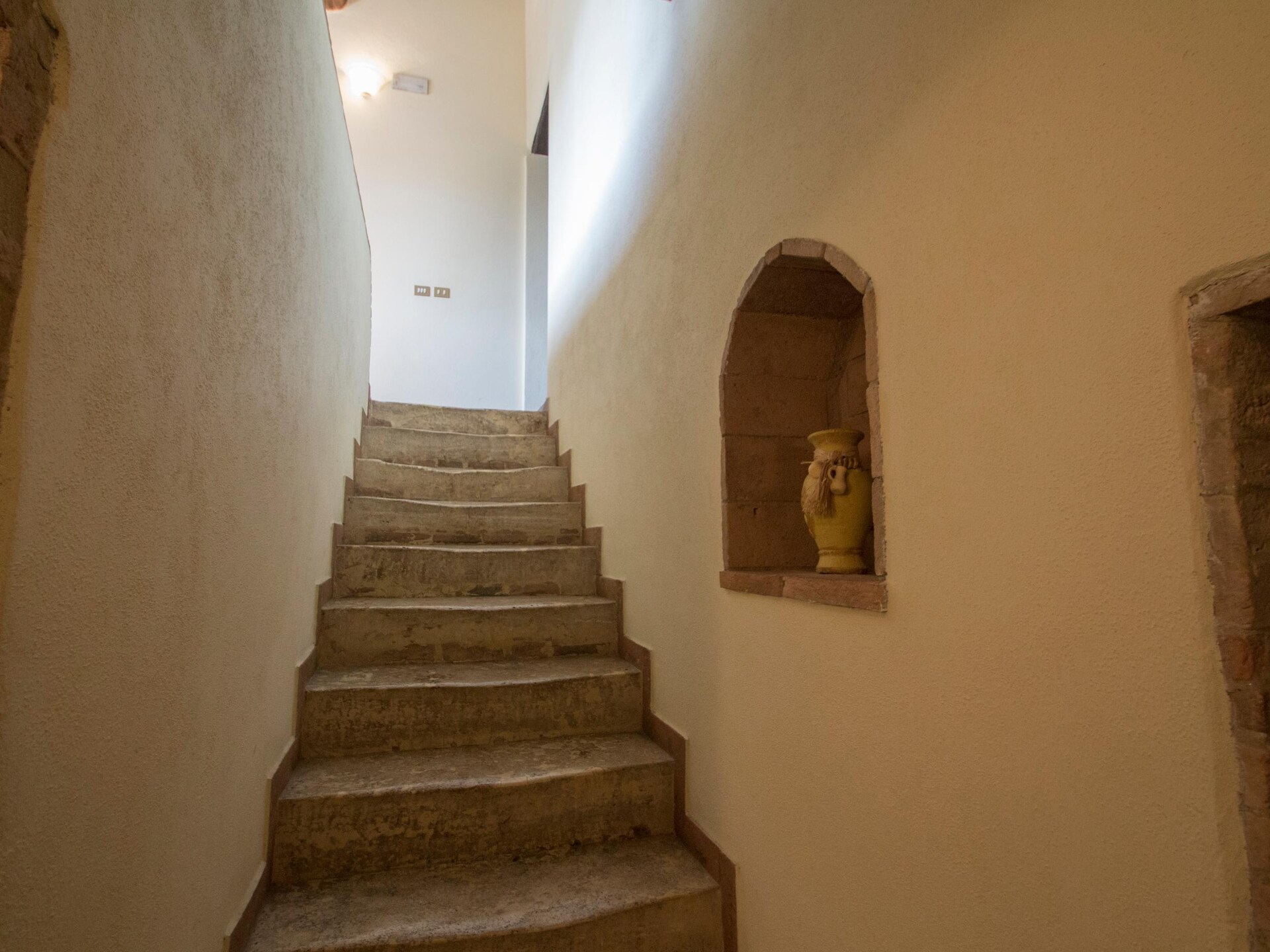 Authentiek Toscaans landhuis met privézwembad en panoramisch uitzicht - foto 22