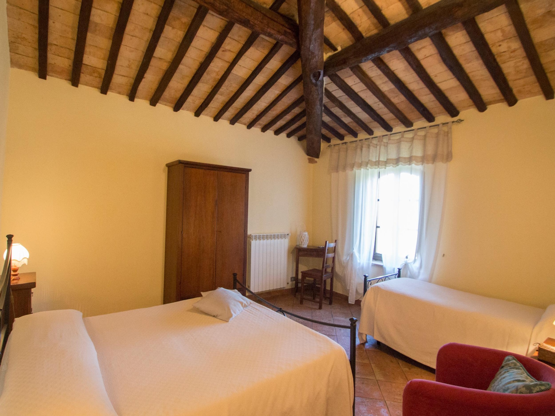 Authentiek Toscaans landhuis met privézwembad en panoramisch uitzicht - foto 10