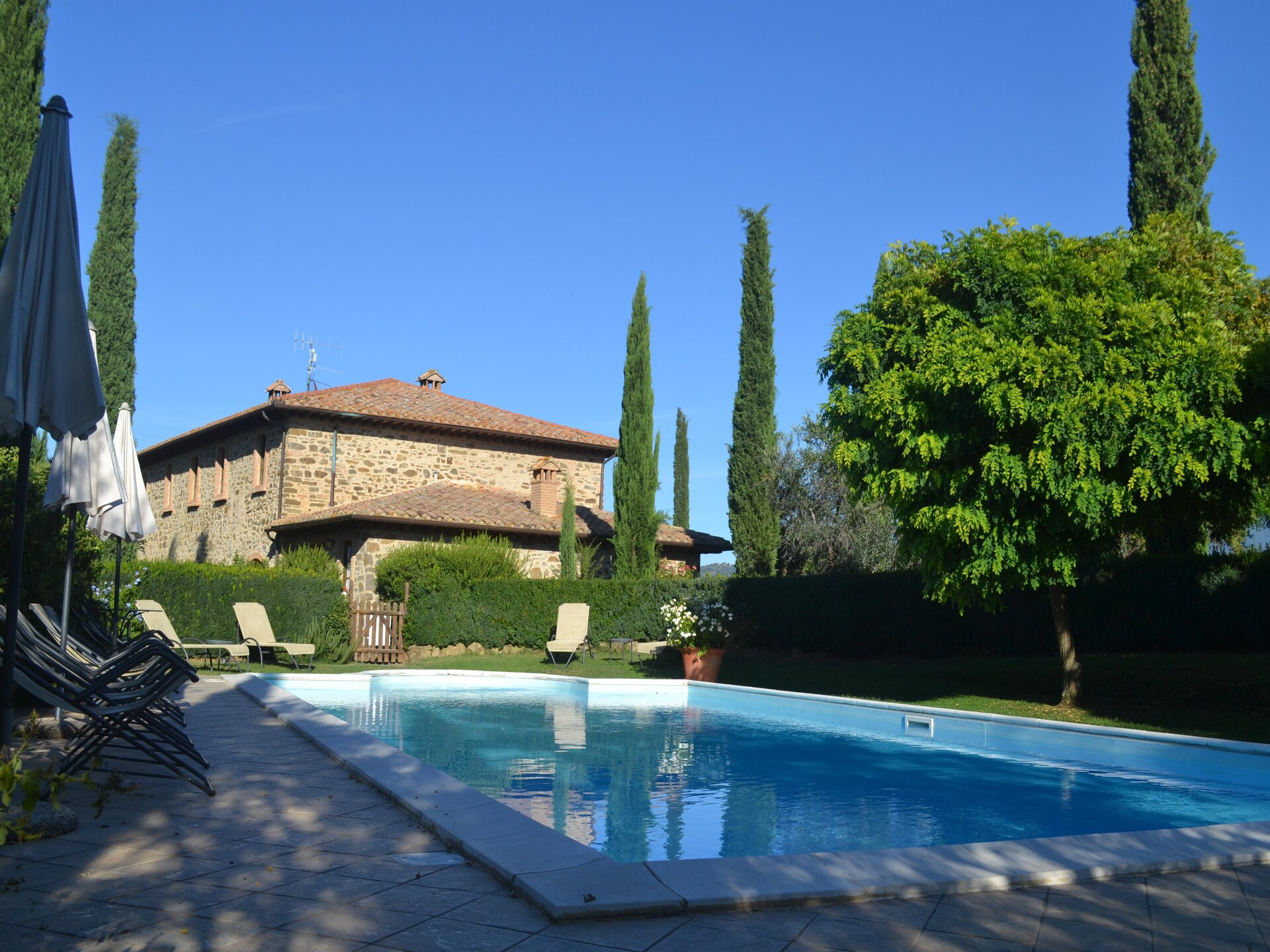 Authentiek Toscaans landhuis met privézwembad en panoramisch uitzicht - foto 14