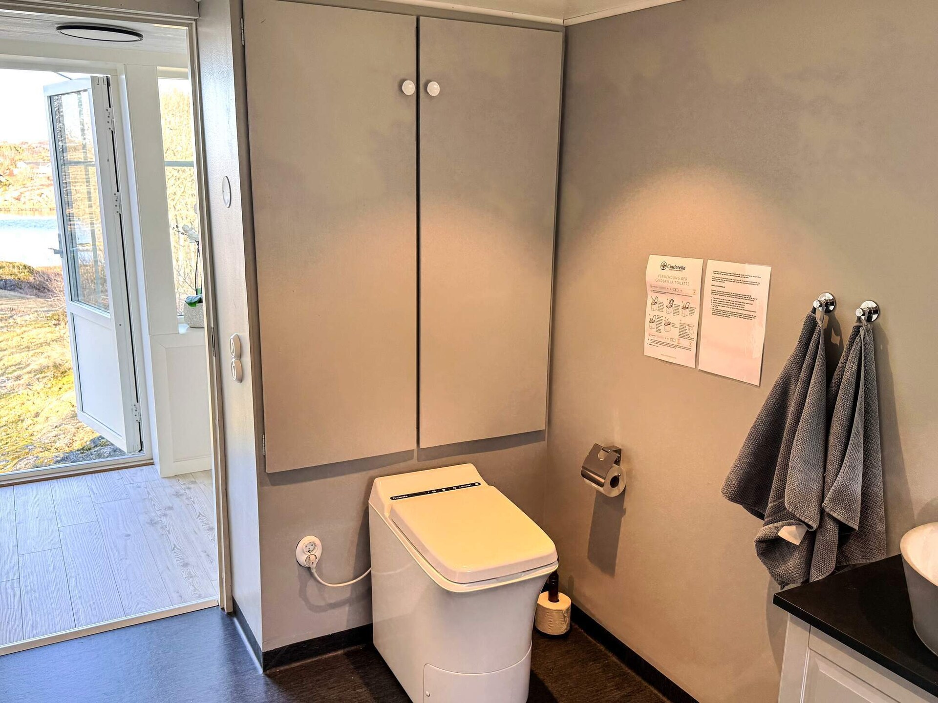 Vrijstaand vakantiehuis op 50m van zee met weids uitzicht op Koön, Marstrand - foto 30