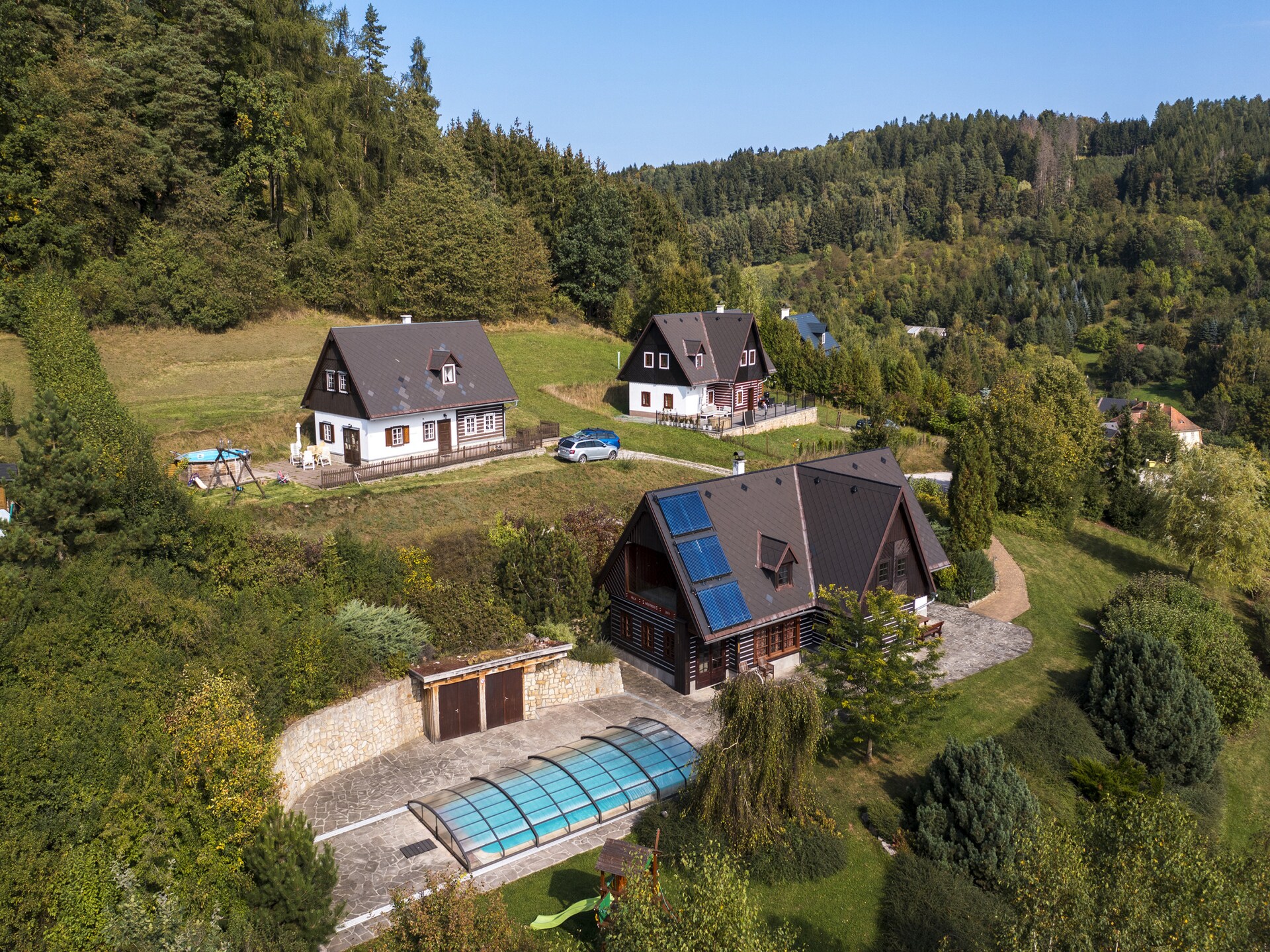 Ruime villa voor 10 personen aan de golfbaan in Vidochov met bergzicht - foto 28