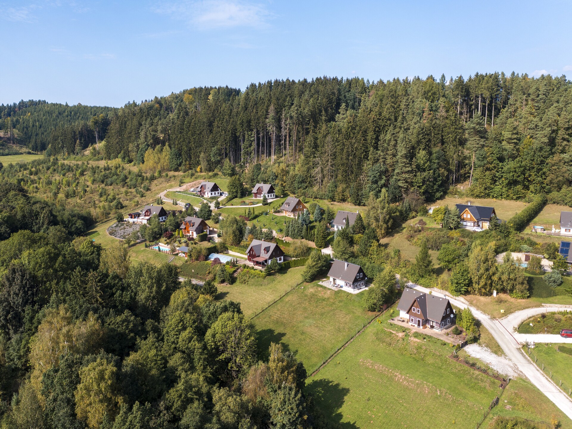 Ruime villa voor 10 personen aan de golfbaan in Vidochov met bergzicht - foto 32