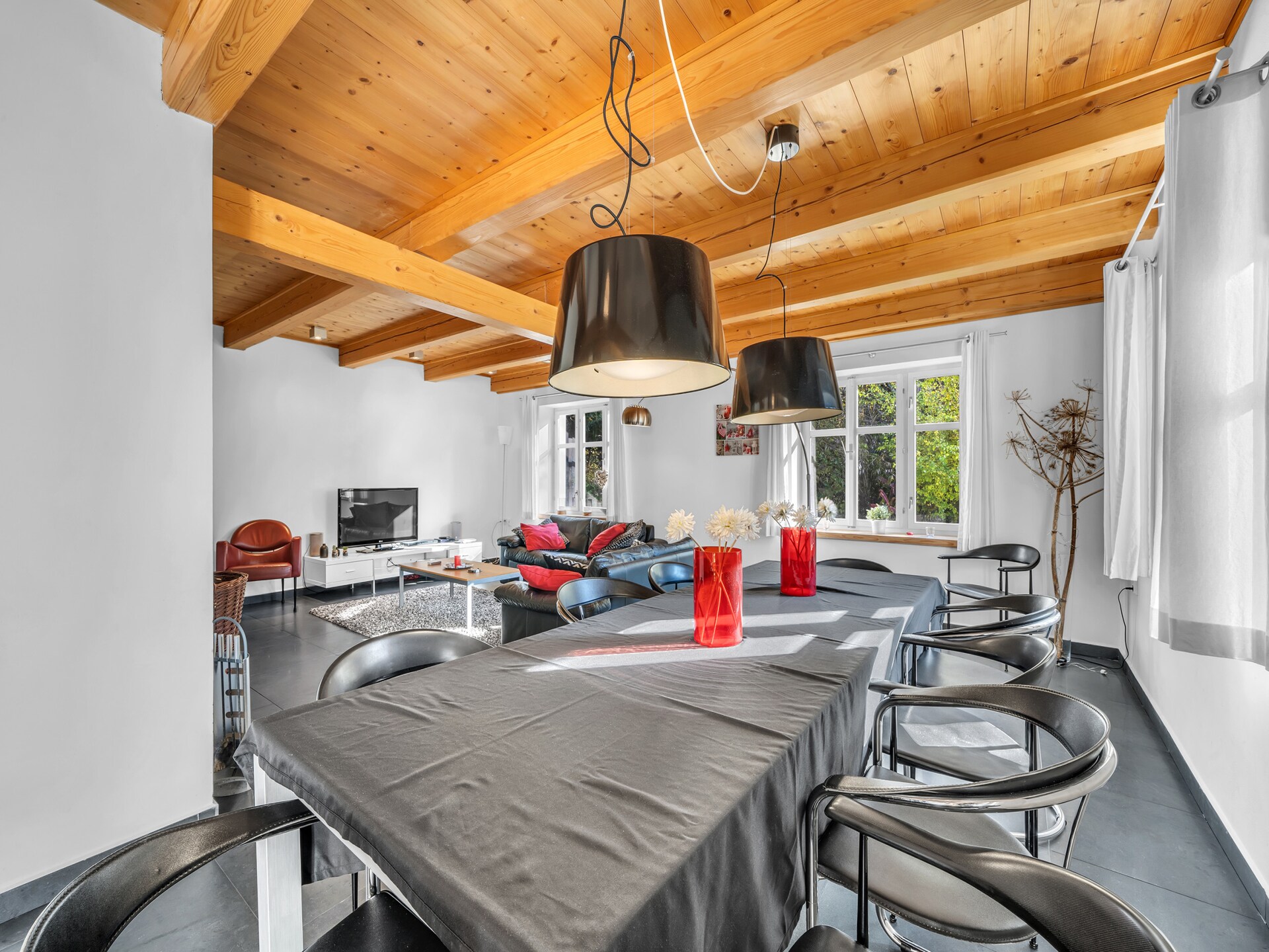 Moderne 11-persoons villa met privézwembad aan de golfbaan in Mladé Buky - foto 16