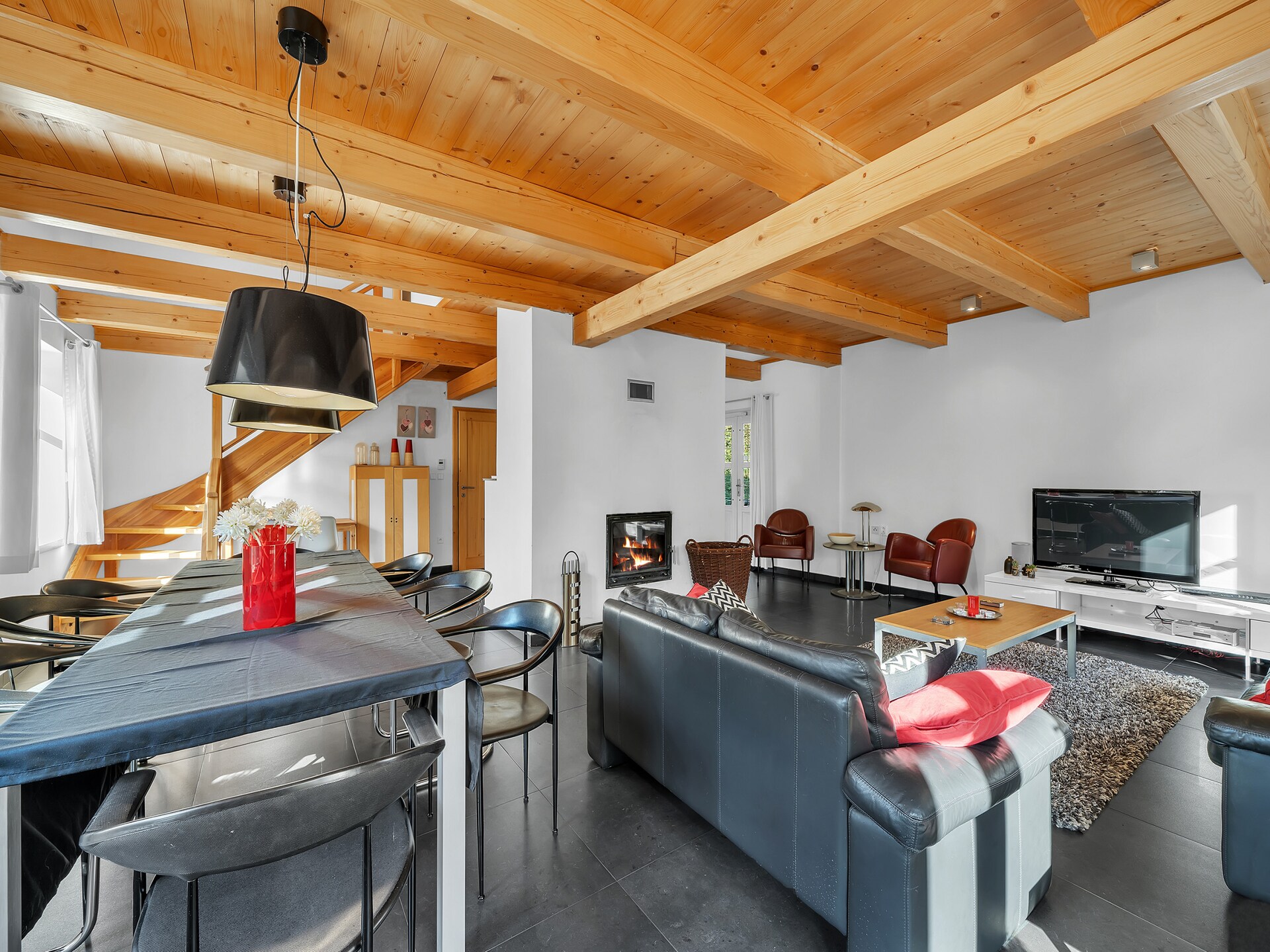 Moderne 11-persoons villa met privézwembad aan de golfbaan in Mladé Buky - foto 17