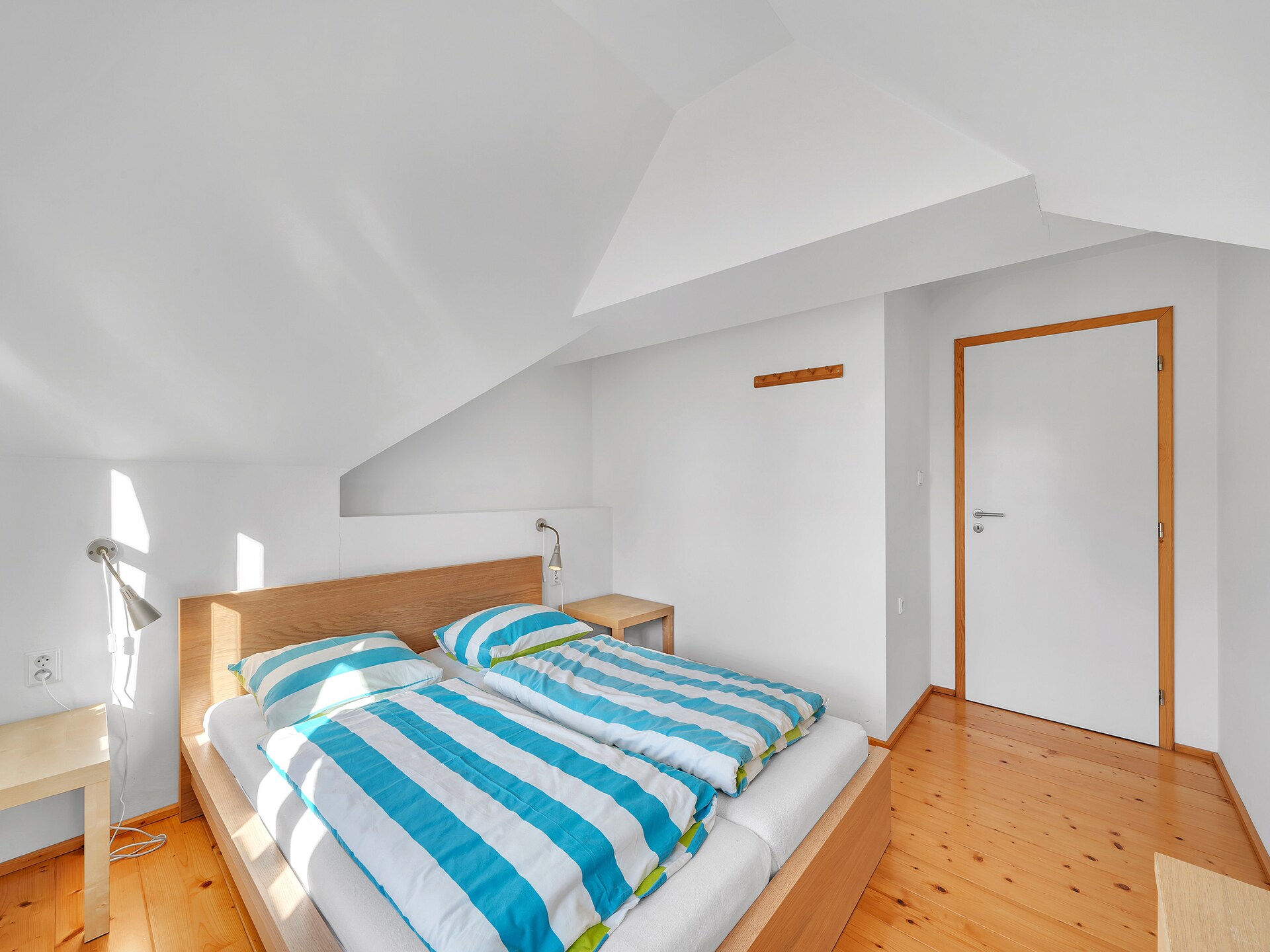 Moderne 11-persoons villa met privézwembad aan de golfbaan in Mladé Buky - foto 29