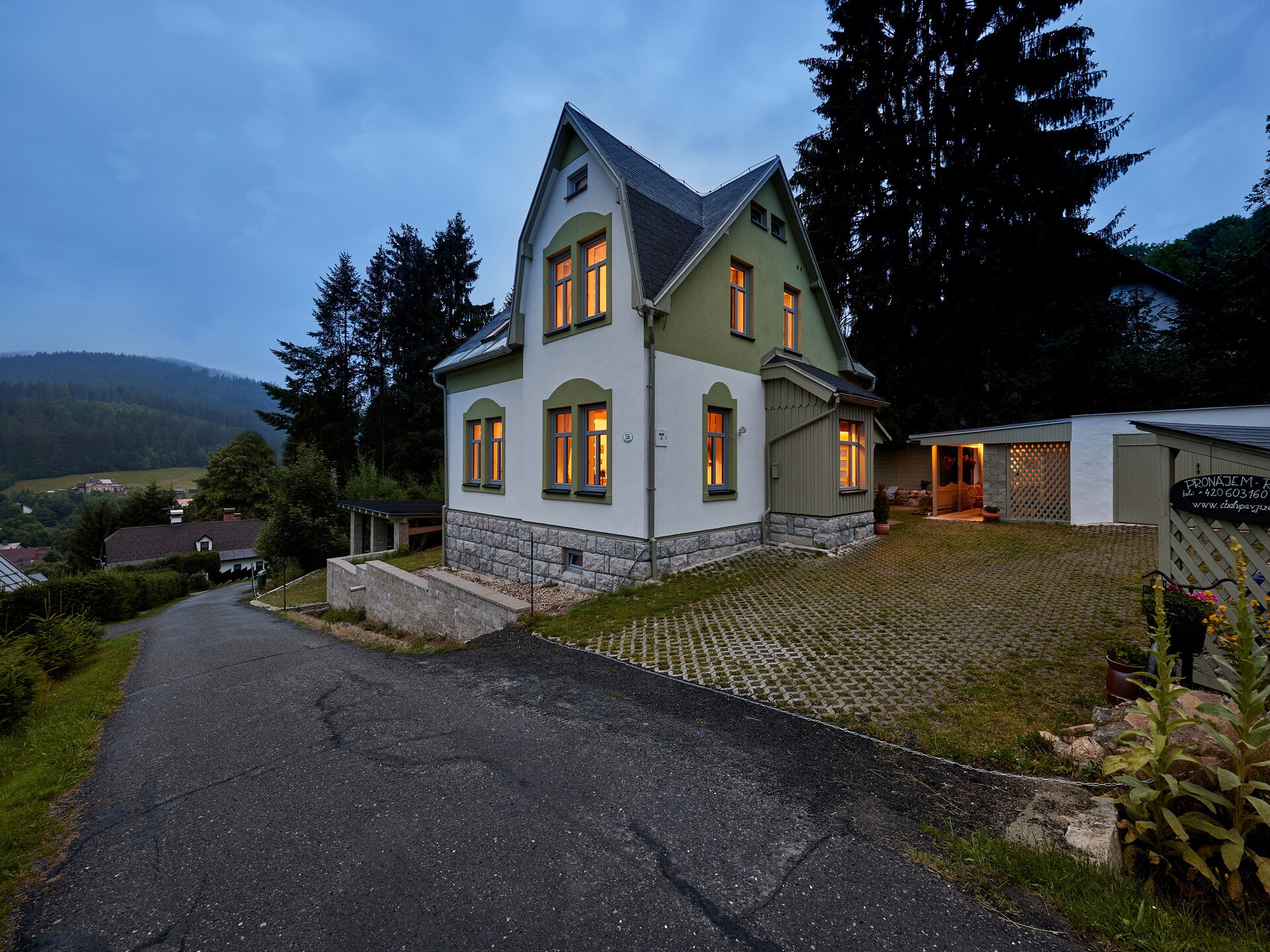 Ruime villa aan de golfbaan in Albrechtice, vlakbij de skilift - foto 46