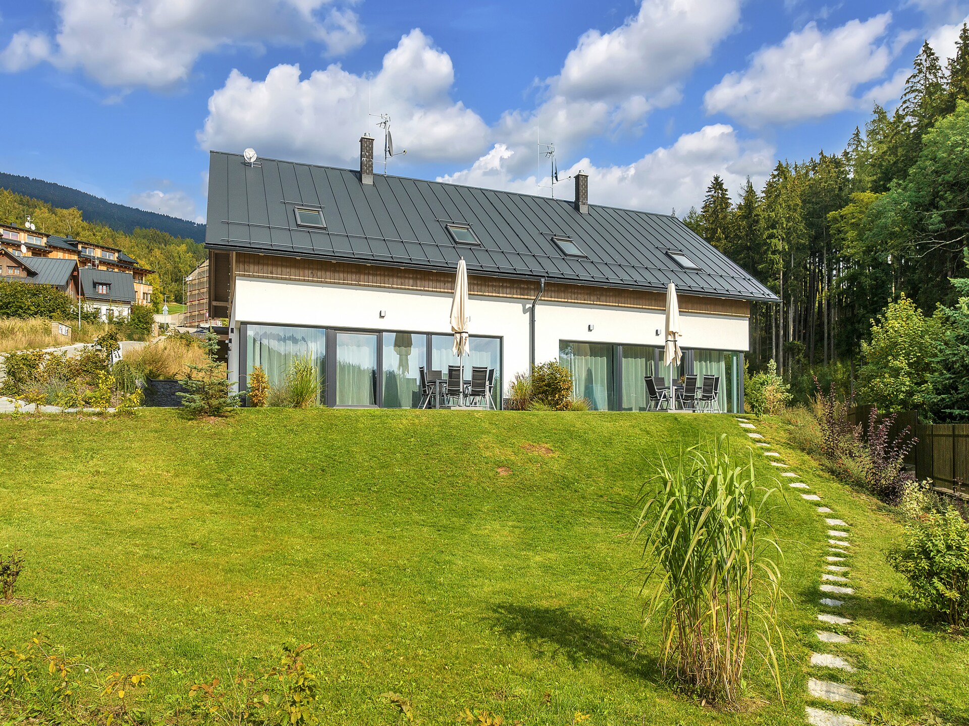 Centraal gelegen villa in Cerný Dul voor 16 personen - foto 11