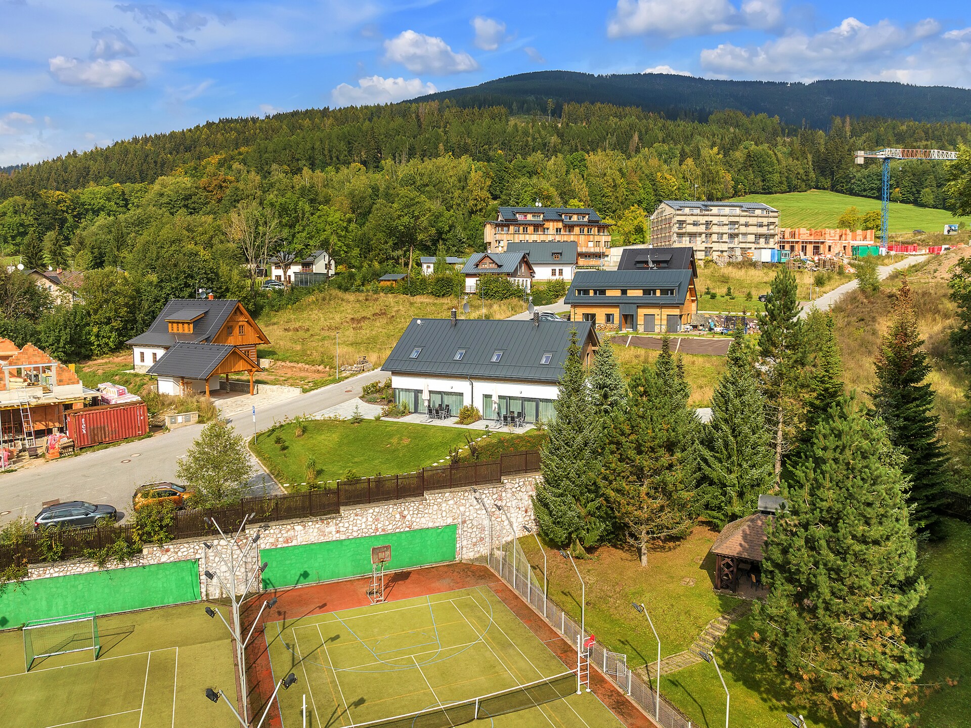 Centraal gelegen villa in Cerný Dul voor 16 personen - foto 45