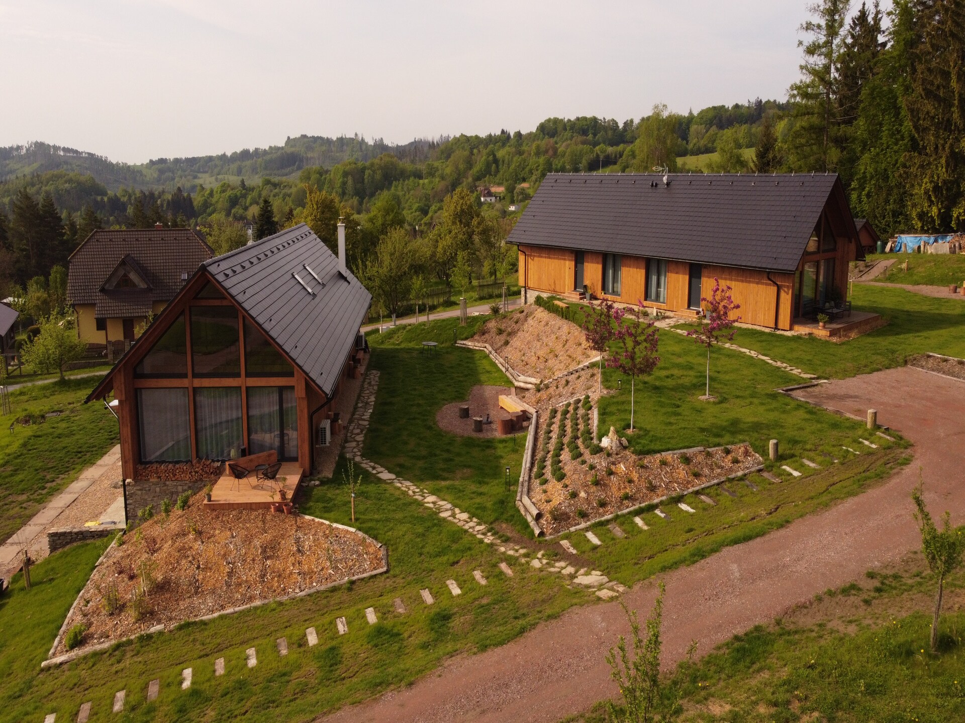 Modern vakantiehuis in boomgaard bij meer, 6 personen - foto 17