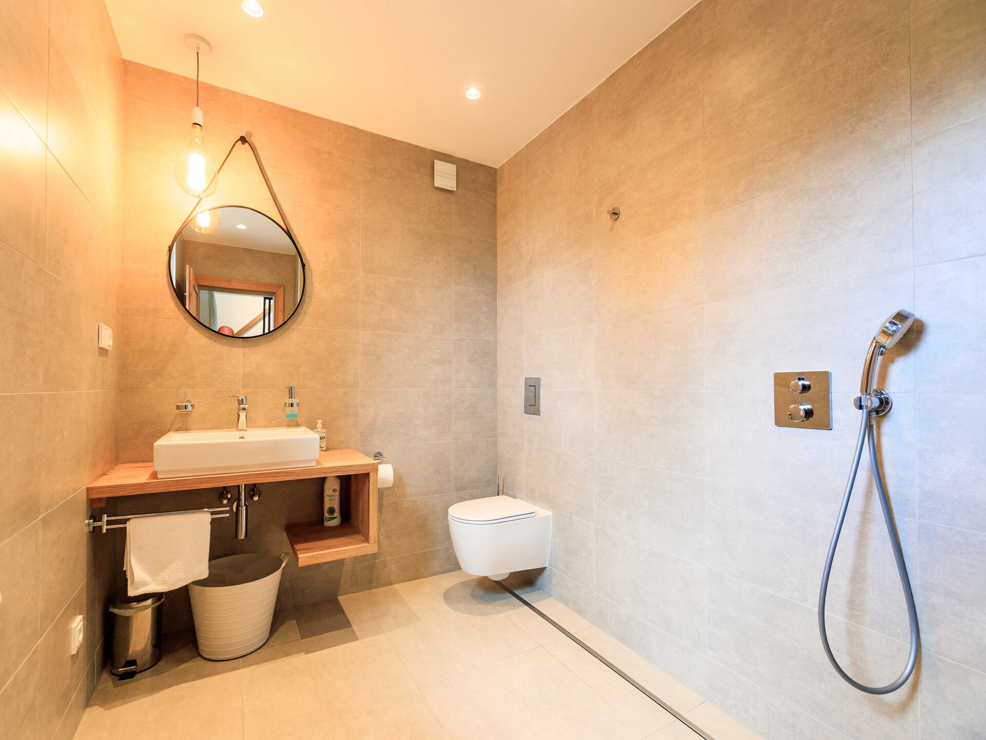 Villa aan de golfbaan in Červené Janovice voor 6 personen - foto 25