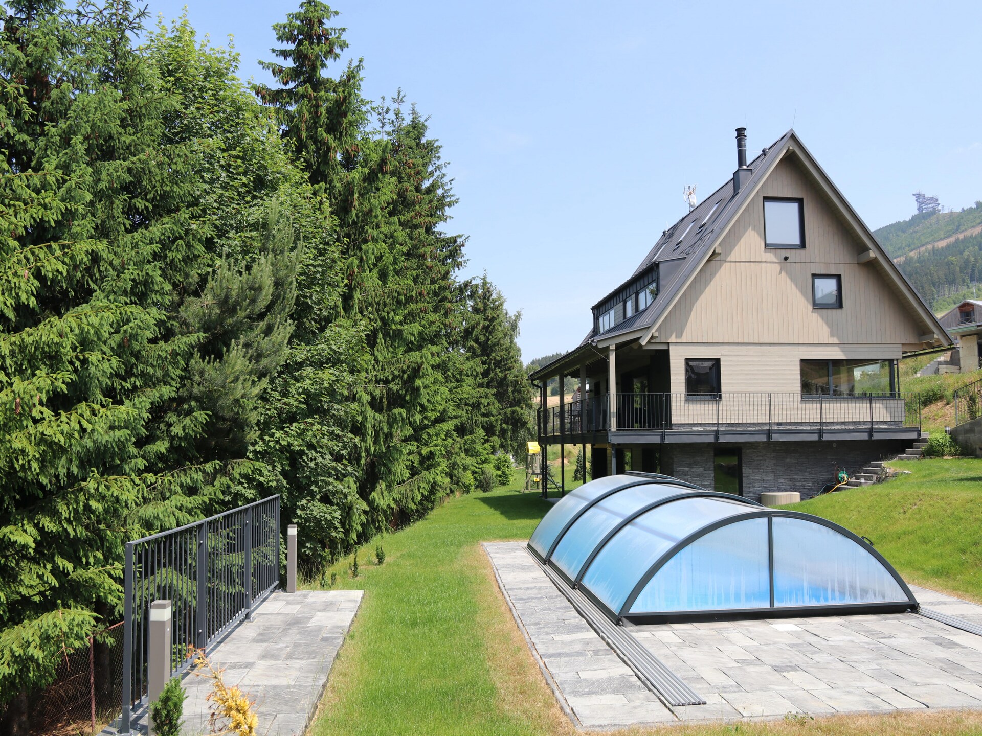 Luxe villa aan de golfbaan in Dolní Morava voor 14 personen - foto 1