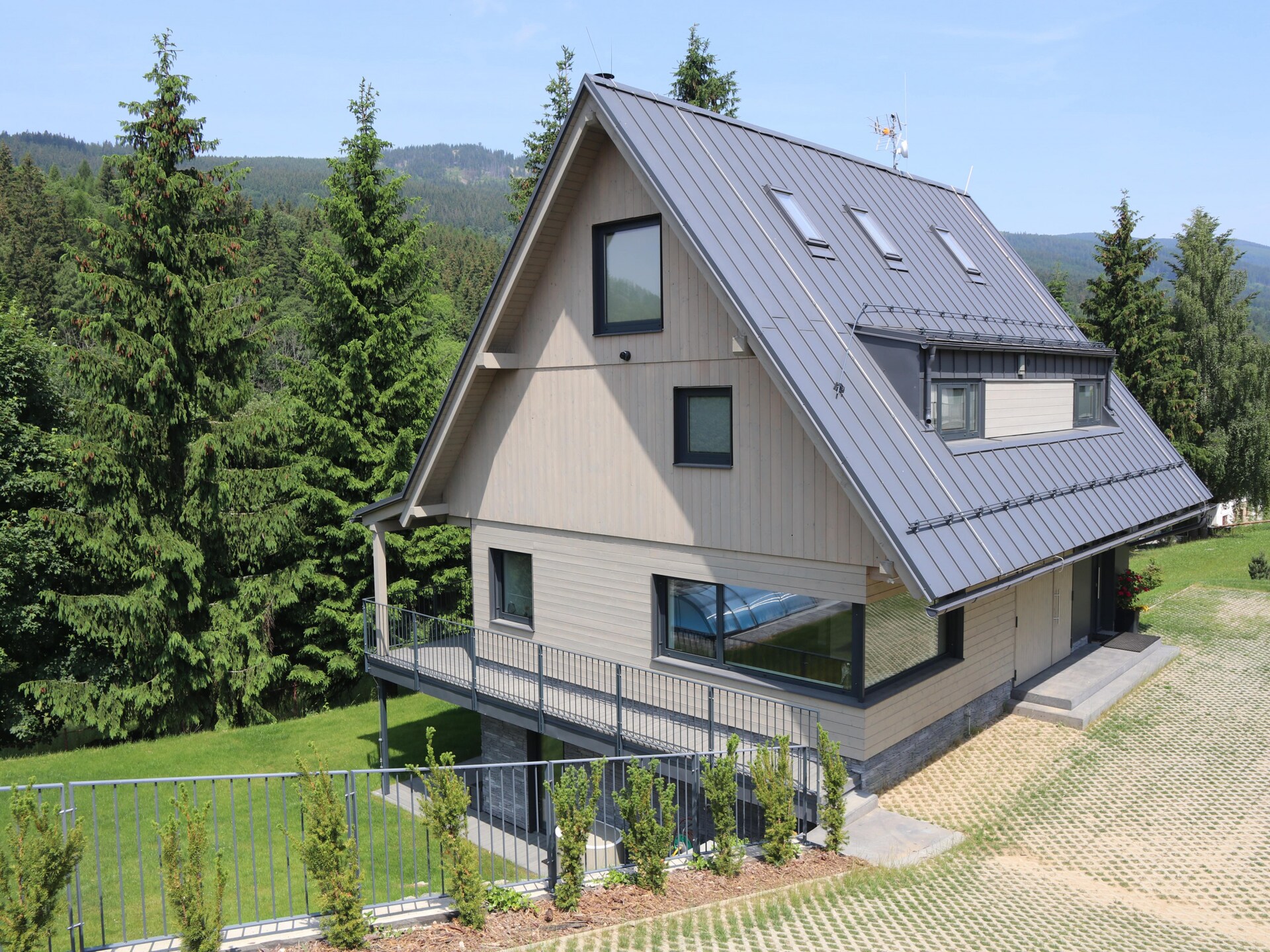 Luxe villa aan de golfbaan in Dolní Morava voor 14 personen - foto 36