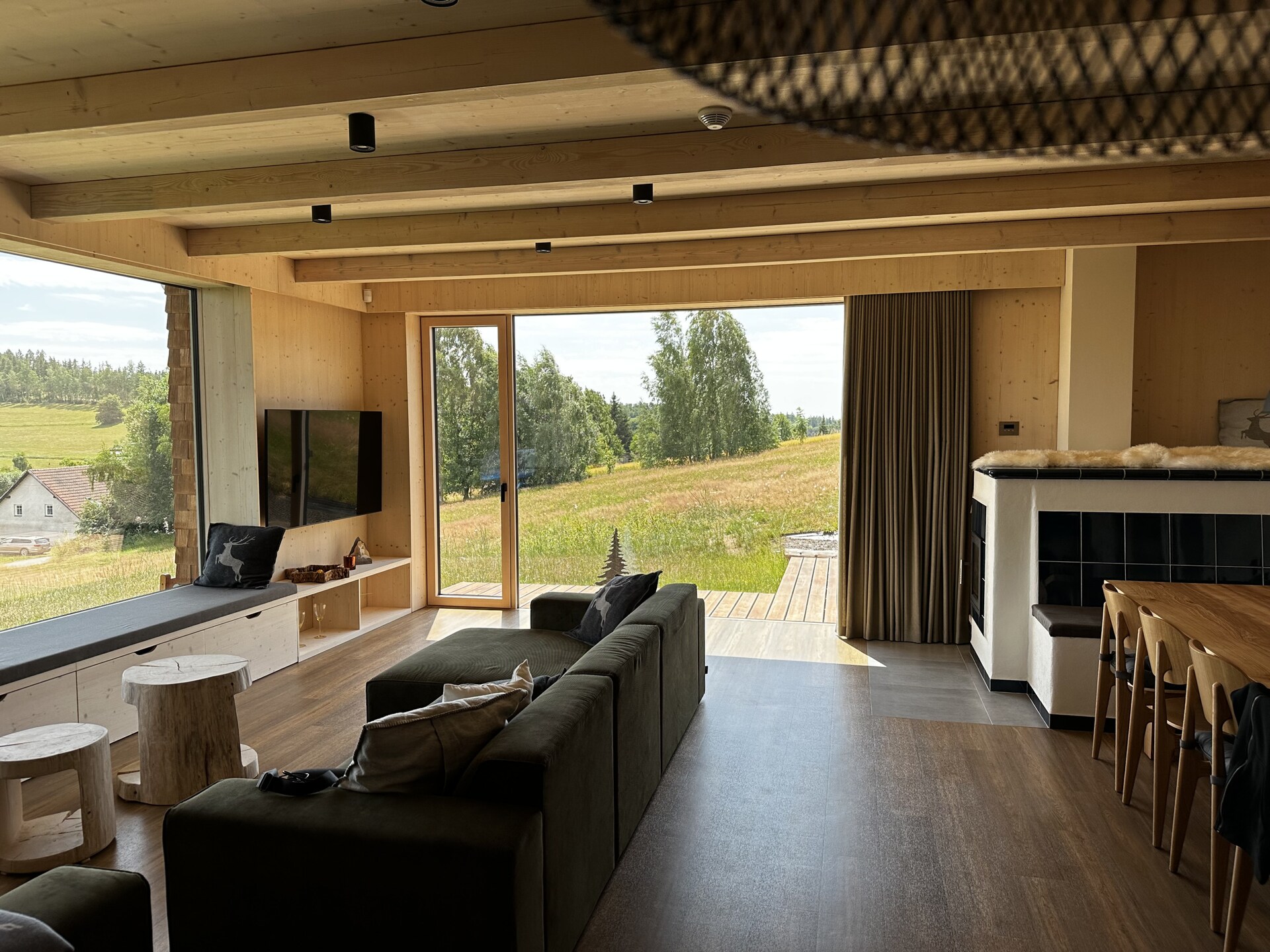 Ruim vakantiehuis voor 14 personen aan de golfbaan in Roprachtice - foto 15