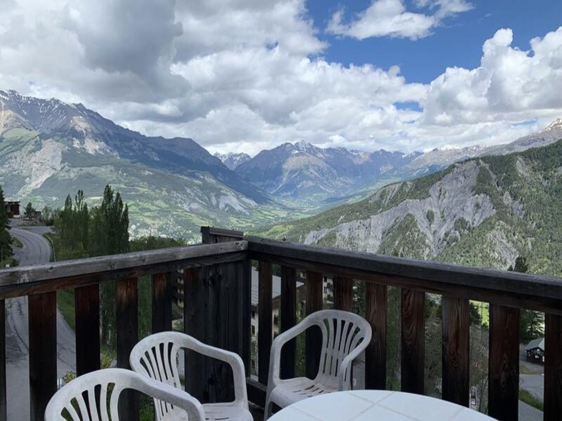 Licht appartement op 80m van de piste met balkon en panoramisch uitzicht - foto 11